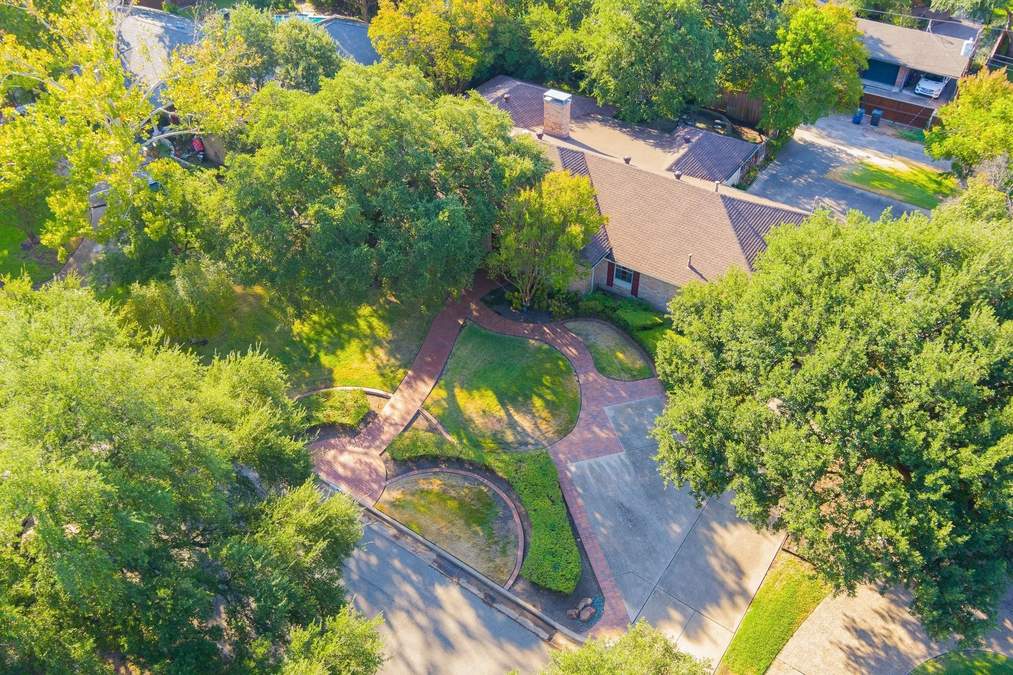 Aerial View showing extra parking in the front.