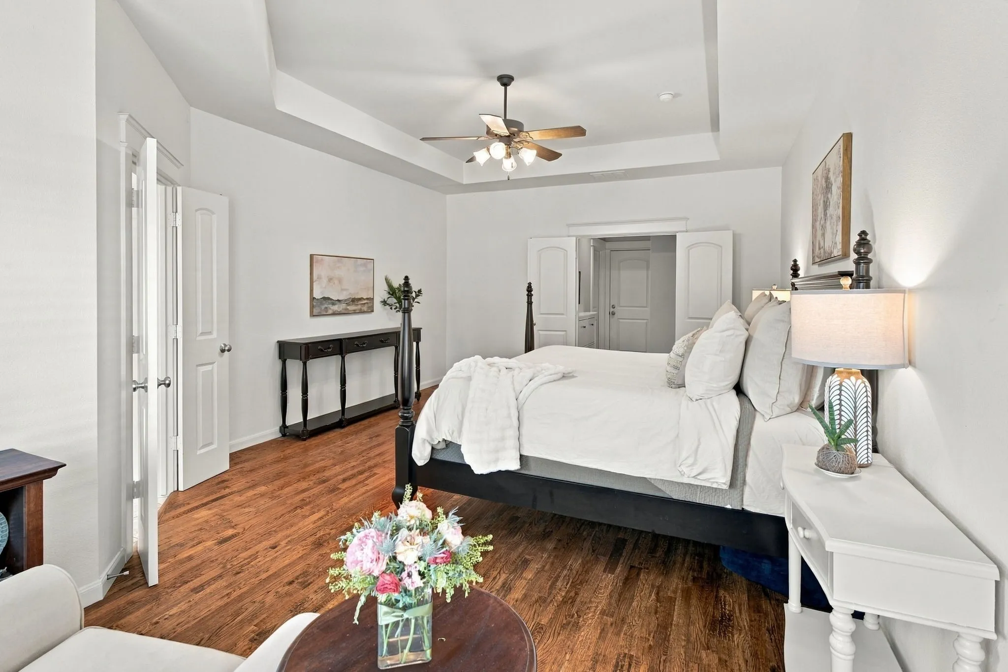 Single Family Residence For Sale in Collin County , 6816 Studebaker Drive, Mc Kinney, Texas 75071, 4 Bedroom, 4 Bathroom, 2 Garage spaces, 3,175 Sqft, built in 2004, mls#21395248, Real Estate Agent in Mc Kinney, Homes For Sale in Collin county, Homes For Sale in Mc Kinney, Realtor in Mc Kinney Texas, Real Estate Brokerage Independent Realty Texas, Luminita Cordes Realtor