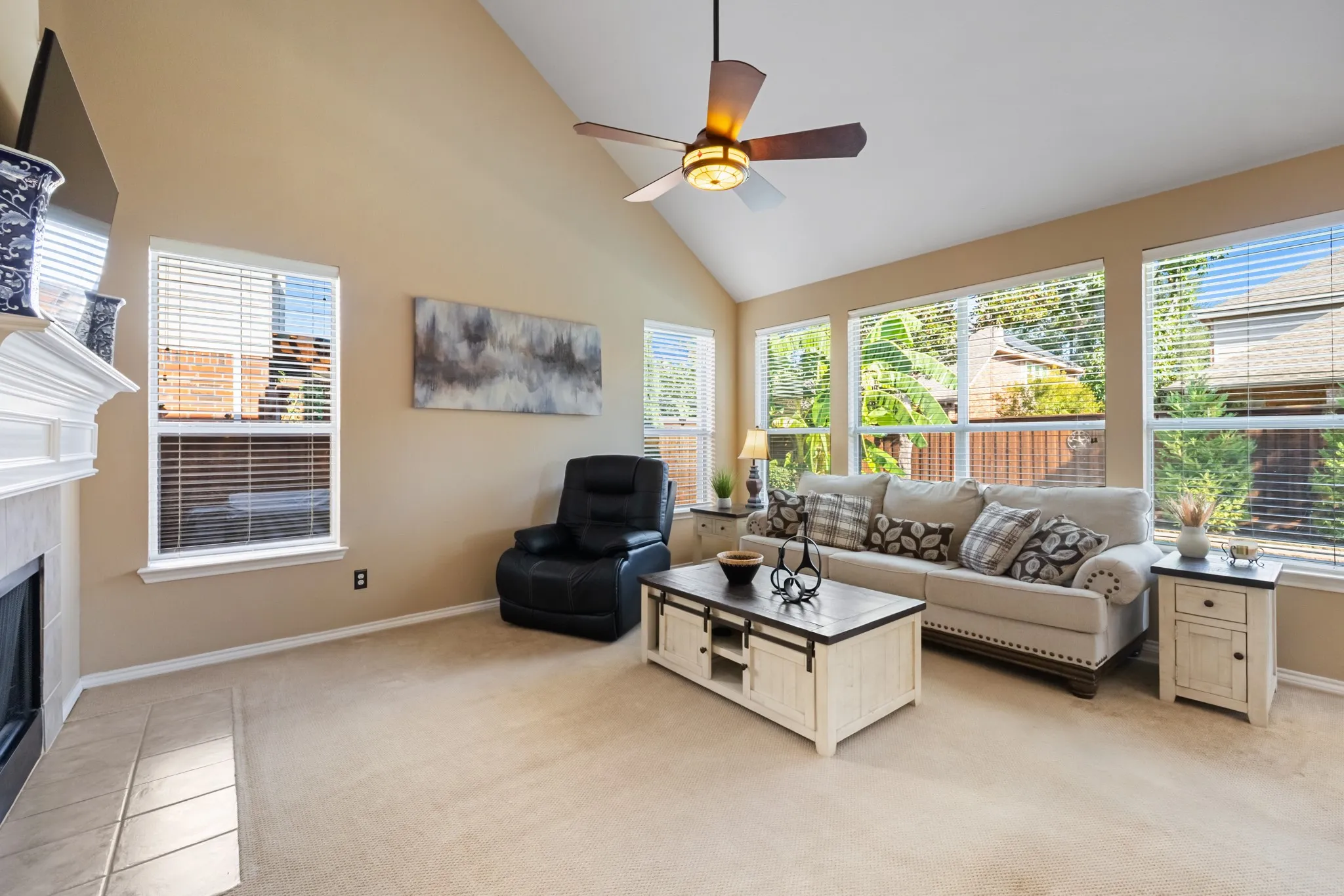 Single Family Residence For Sale in Collin County , 2501 Kentmere Lane, Mc Kinney, Texas 75072, 4 Bedroom, 3 Bathroom, 3 Garage spaces, 2,998 Sqft, built in 2001, mls#21394613, Real Estate Agent in Mc Kinney, Homes For Sale in Collin county, Homes For Sale in Mc Kinney, Realtor in Mc Kinney Texas, Real Estate Brokerage Independent Realty Texas, Luminita Cordes Realtor