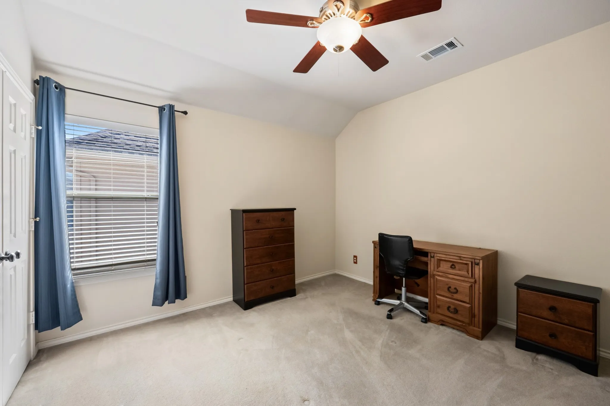 Upstairs Bedroom #3