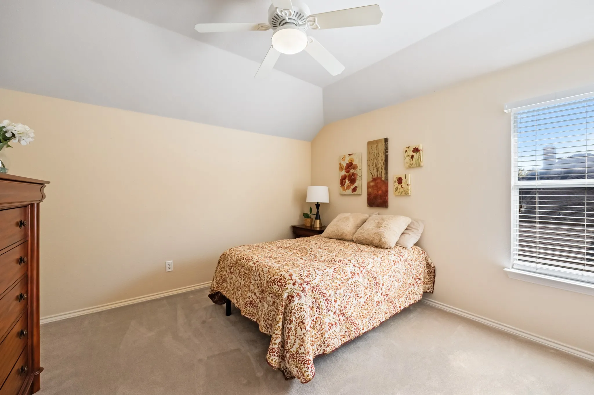 Upstairs Bedroom #2
