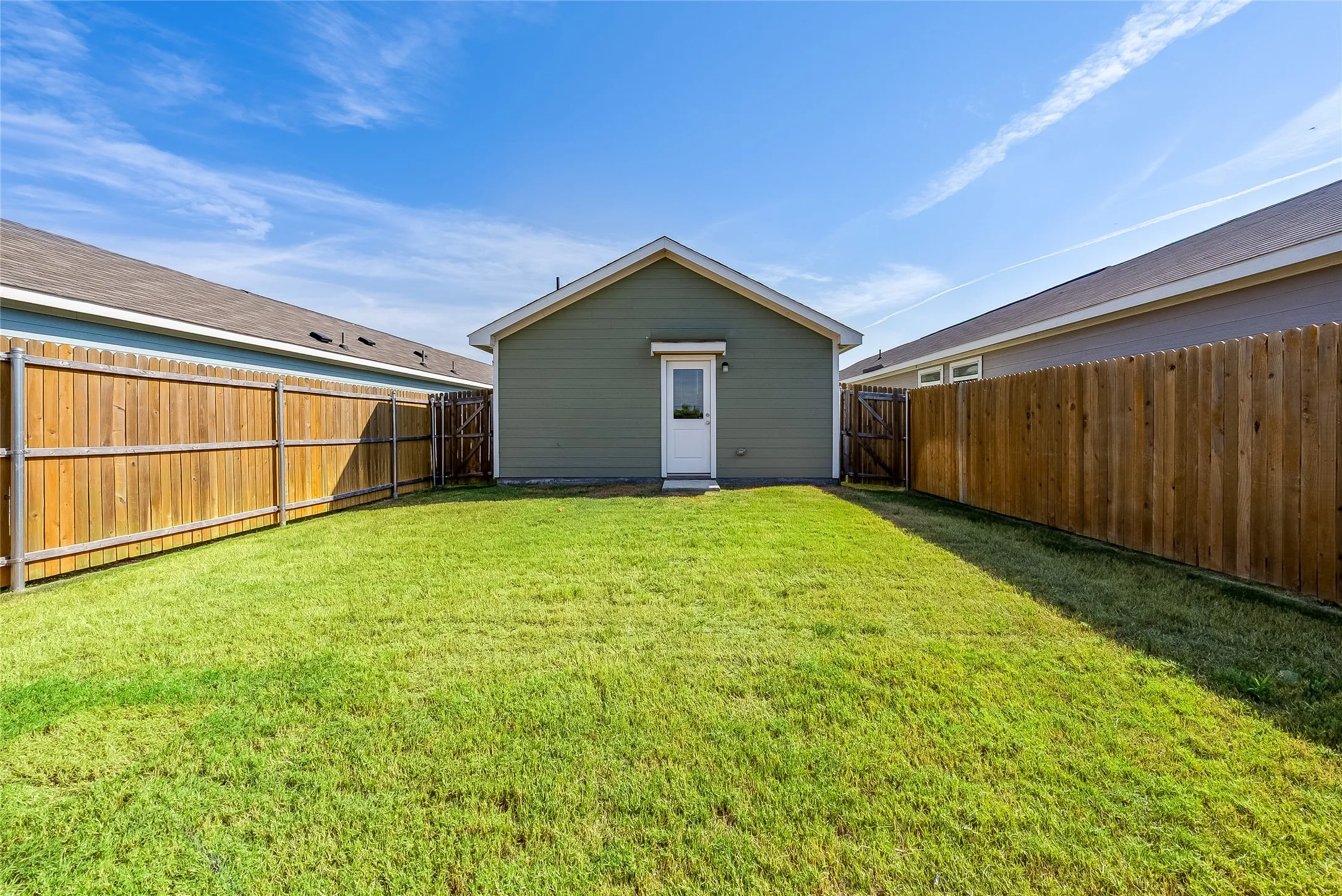 Single Family Residence For Sale in Collin County , 6836 Sunbeam Circle, Princeton, Texas 75407, 3 Bedroom, 2 Bathroom, Garage spaces, 1,018 Sqft, built in 2024, mls#21394807, Real Estate Agent in Princeton, Homes For Sale in Collin county, Homes For Sale in Princeton, Realtor in Princeton Texas, Real Estate Brokerage Independent Realty Texas, Luminita Cordes Realtor