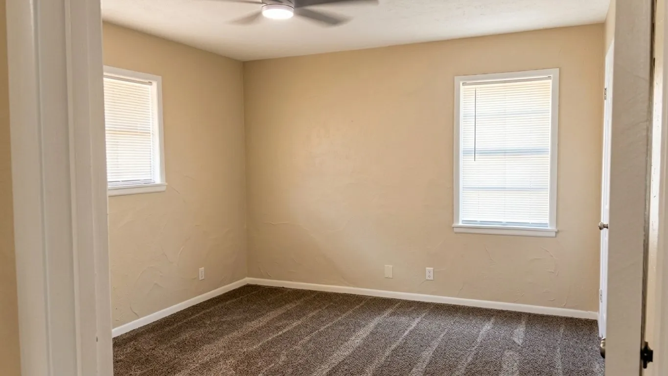 Single Family Residence For Sale in Freestone County , 429 Davis Street, Fairfield, Texas 75840, 3 Bedroom, 2 Bathroom, Garage spaces, 2,073 Sqft, built in 1963, mls#21395236, Real Estate Agent in Fairfield, Homes For Sale in Freestone county, Homes For Sale in Fairfield, Realtor in Fairfield Texas, Real Estate Brokerage Independent Realty Texas, Luminita Cordes Realtor