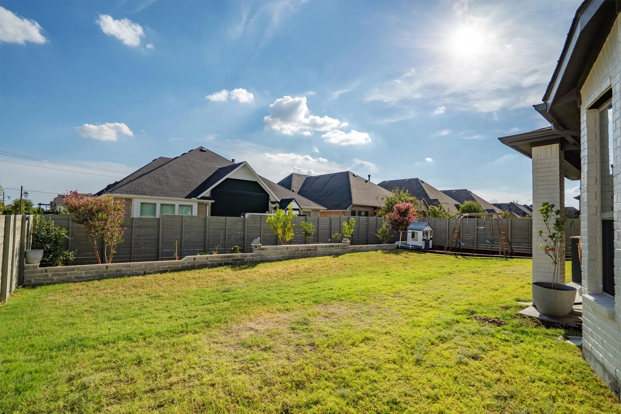 Single Family Residence For Sale in Denton County , 2005 Country Run Lane, Argyle, Texas 76226, 5 Bedroom, 5 Bathroom, 3 Garage spaces, 4,122 Sqft, built in 2023, mls#21381281, Real Estate Agent in Argyle, Homes For Sale in Denton county, Homes For Sale in Argyle, Realtor in Argyle Texas, Real Estate Brokerage Independent Realty Texas, Luminita Cordes Realtor