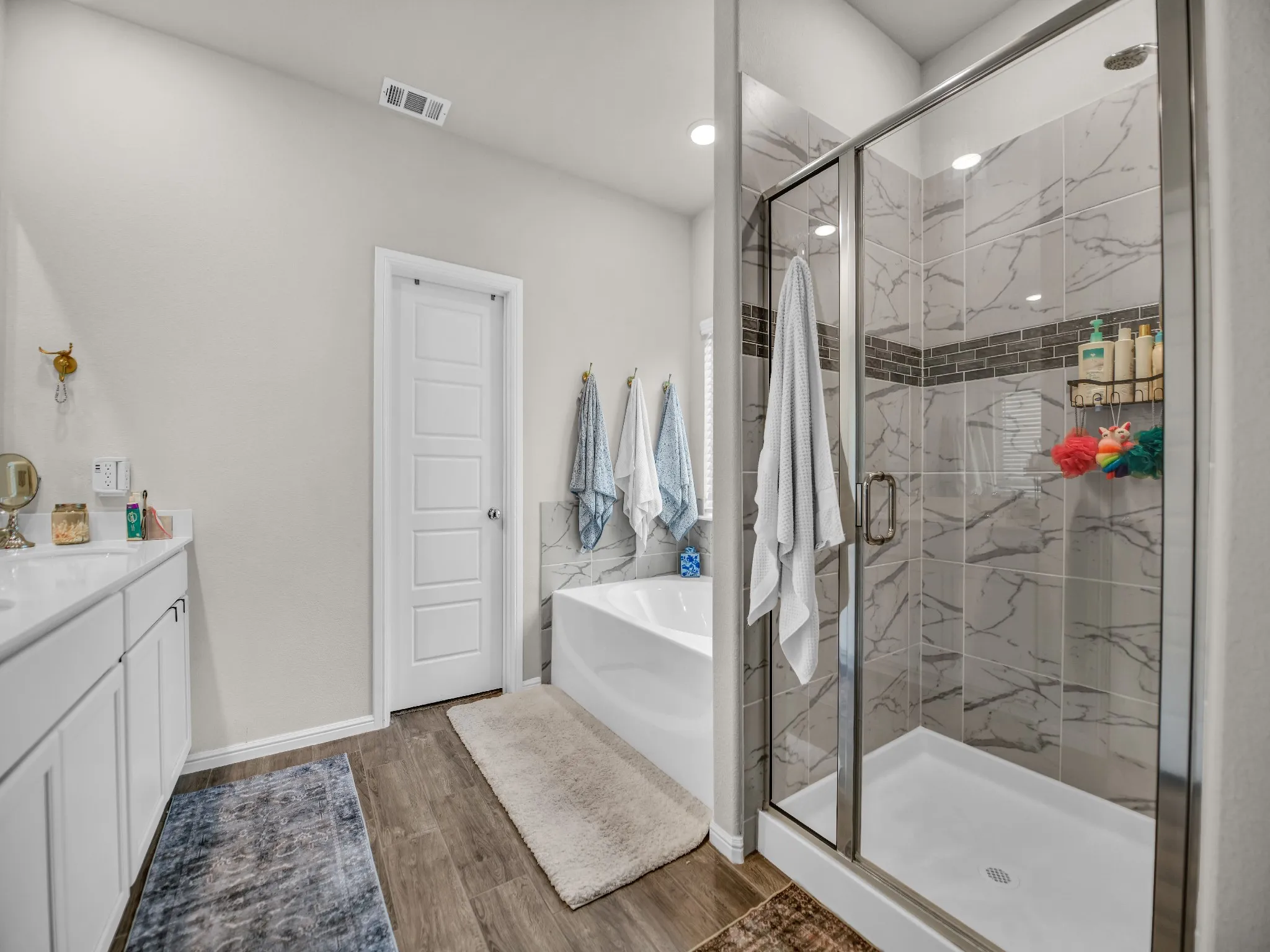 Primary Bath with Walk in Closet