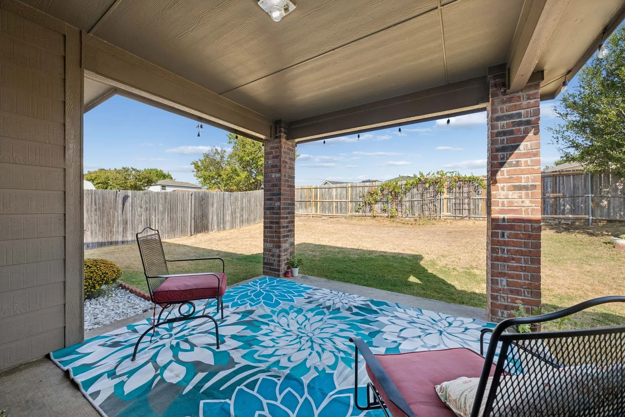Single Family Residence For Sale in Collin County , 817 Post Oak Trail, Anna, Texas 75409, 3 Bedroom, 2 Bathroom, 2 Garage spaces, 1,866 Sqft, built in 2013, mls#21381922, Real Estate Agent in Anna, Homes For Sale in Collin county, Homes For Sale in Anna, Realtor in Anna Texas, Real Estate Brokerage Independent Realty Texas, Luminita Cordes Realtor