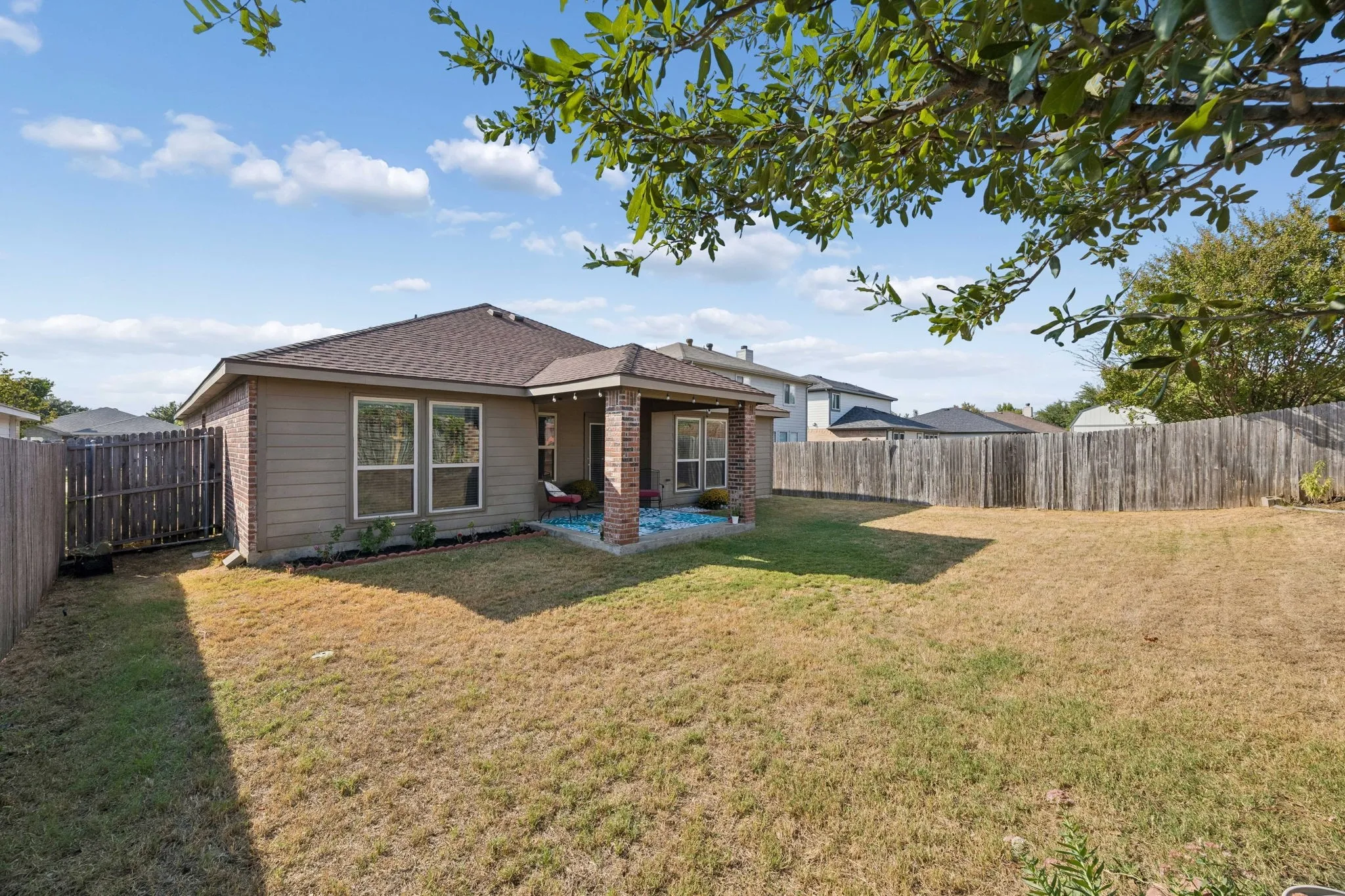 Single Family Residence For Sale in Collin County , 817 Post Oak Trail, Anna, Texas 75409, 3 Bedroom, 2 Bathroom, 2 Garage spaces, 1,866 Sqft, built in 2013, mls#21381922, Real Estate Agent in Anna, Homes For Sale in Collin county, Homes For Sale in Anna, Realtor in Anna Texas, Real Estate Brokerage Independent Realty Texas, Luminita Cordes Realtor