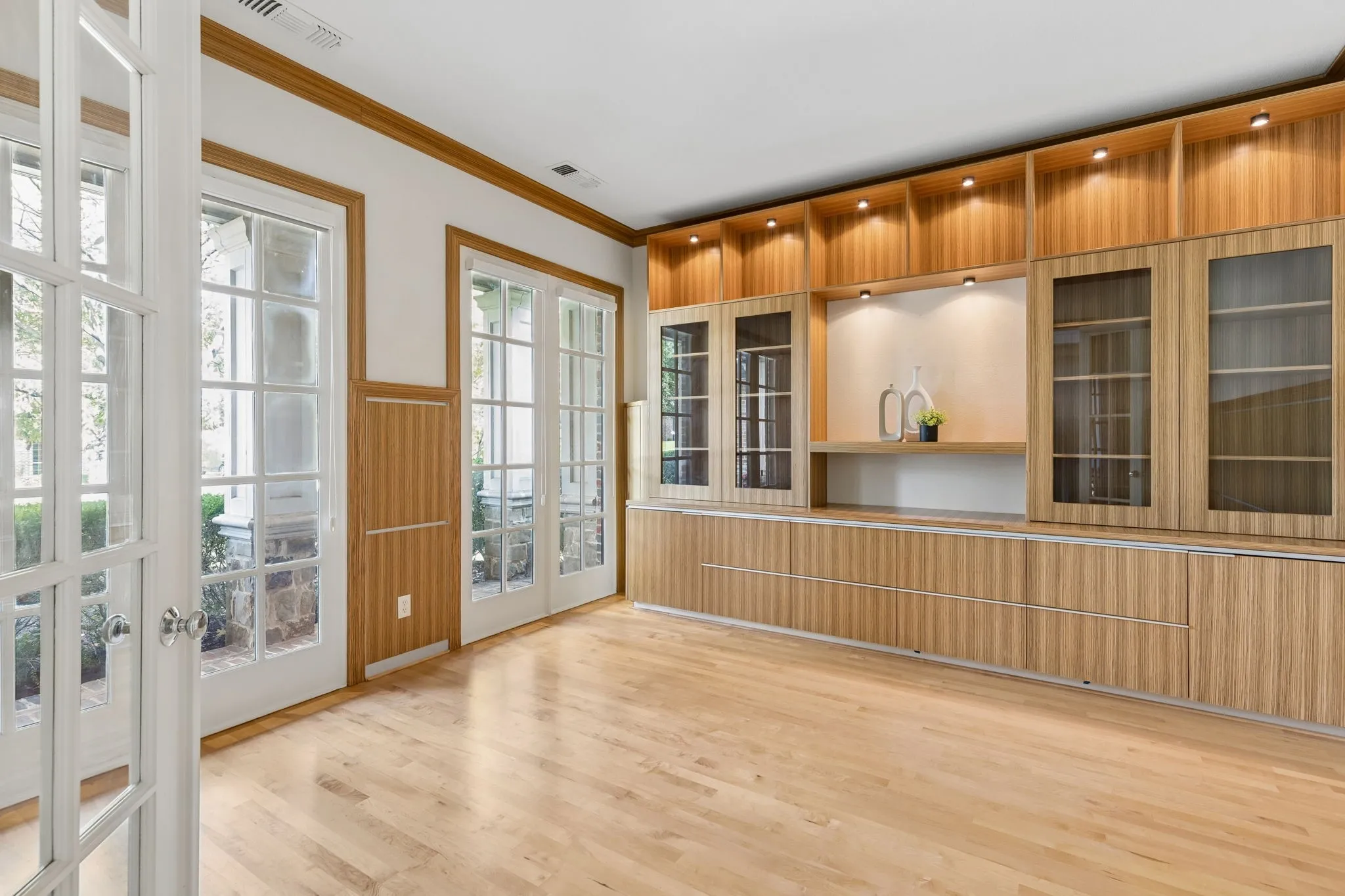 Single Family Residence For Sale in Collin County , 4760 Paxton Lane, Frisco, Texas 75034, 5 Bedroom, 4 Bathroom, 3 Garage spaces, 4,429 Sqft, built in 2004, mls#21315824, Real Estate Agent in Frisco, Homes For Sale in Collin county, Homes For Sale in Frisco, Realtor in Frisco Texas, Real Estate Brokerage Independent Realty Texas, Luminita Cordes Realtor