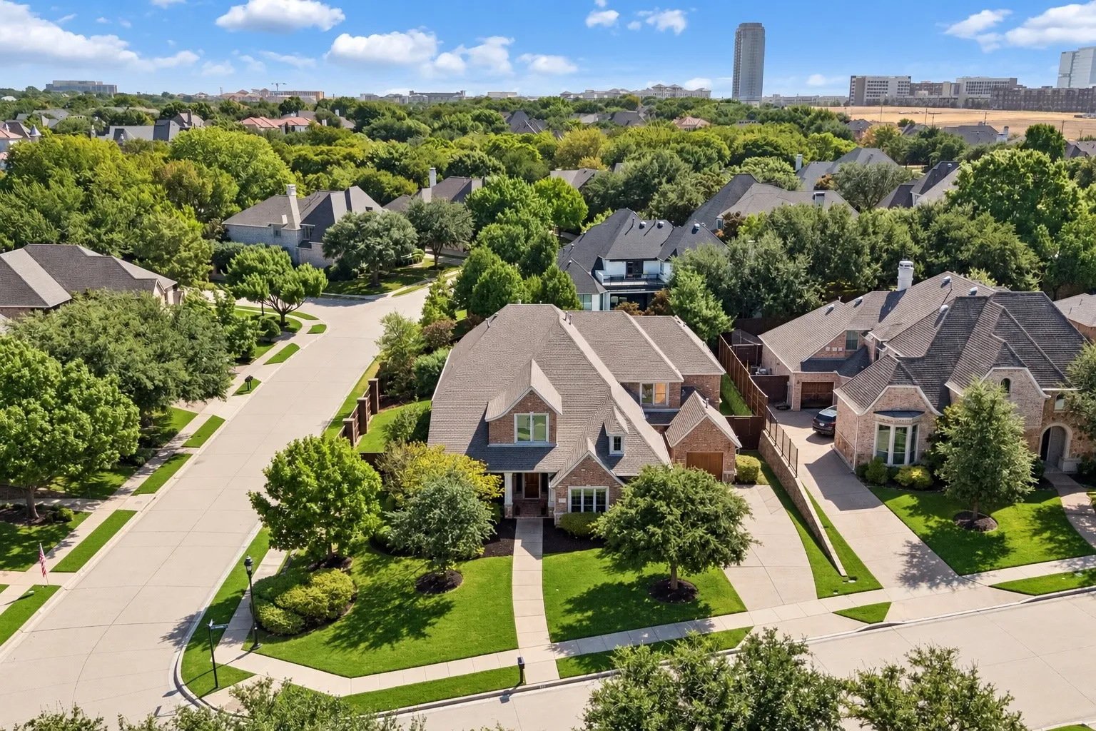 Single Family Residence For Sale in Collin County , 4760 Paxton Lane, Frisco, Texas 75034, 5 Bedroom, 4 Bathroom, 3 Garage spaces, 4,429 Sqft, built in 2004, mls#21315824, Real Estate Agent in Frisco, Homes For Sale in Collin county, Homes For Sale in Frisco, Realtor in Frisco Texas, Real Estate Brokerage Independent Realty Texas, Luminita Cordes Realtor