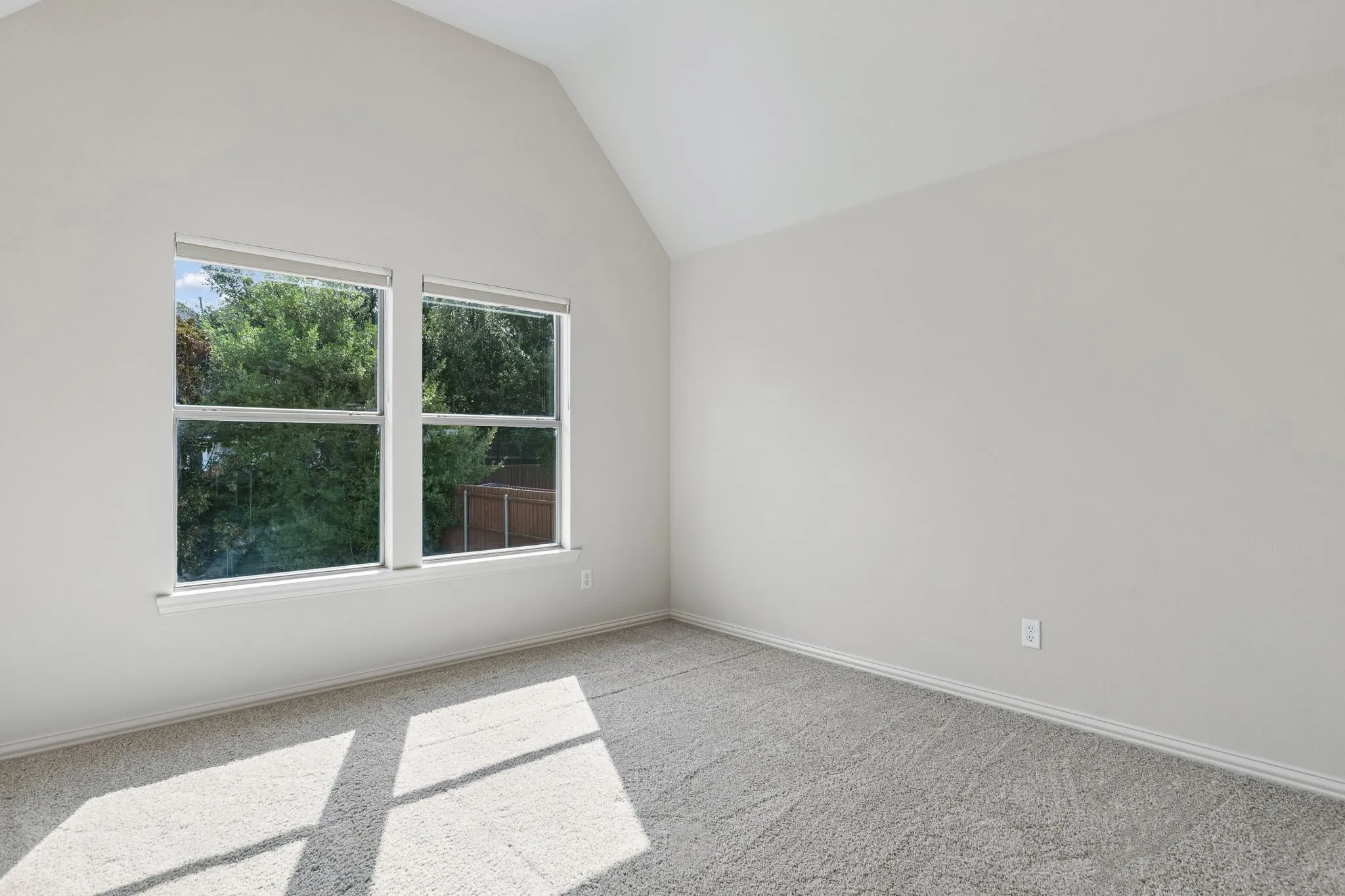 Single Family Residence For Sale in Collin County , 4760 Paxton Lane, Frisco, Texas 75034, 5 Bedroom, 4 Bathroom, 3 Garage spaces, 4,429 Sqft, built in 2004, mls#21315824, Real Estate Agent in Frisco, Homes For Sale in Collin county, Homes For Sale in Frisco, Realtor in Frisco Texas, Real Estate Brokerage Independent Realty Texas, Luminita Cordes Realtor