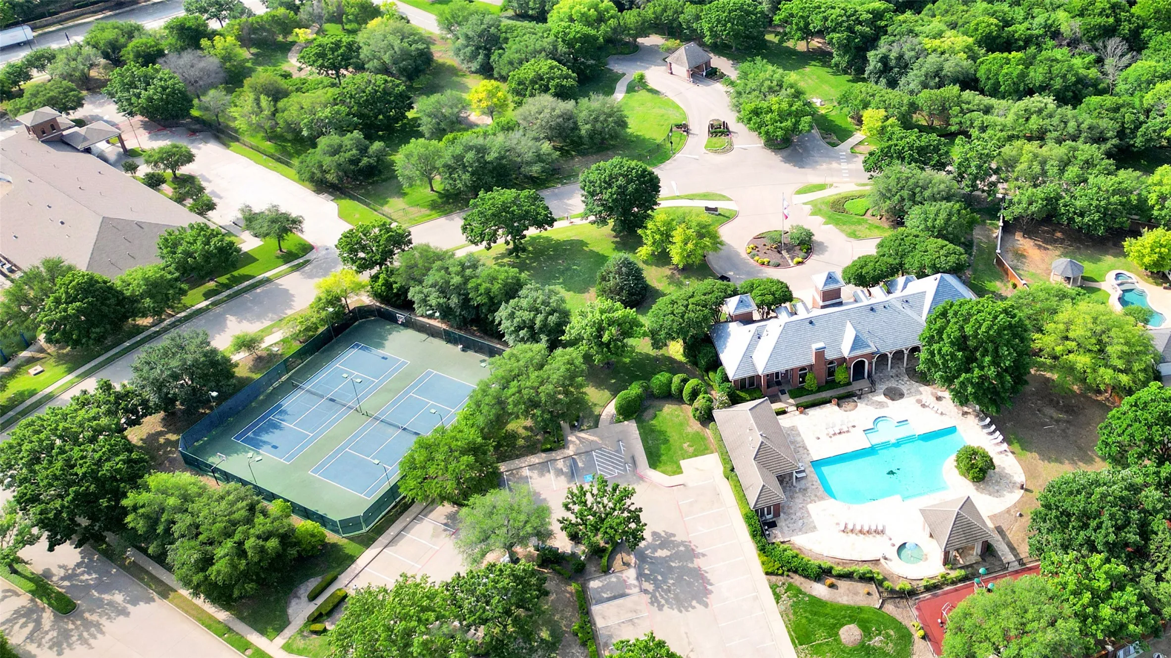 Single Family Residence For Sale in Collin County , 4760 Paxton Lane, Frisco, Texas 75034, 5 Bedroom, 4 Bathroom, 3 Garage spaces, 4,429 Sqft, built in 2004, mls#21315824, Real Estate Agent in Frisco, Homes For Sale in Collin county, Homes For Sale in Frisco, Realtor in Frisco Texas, Real Estate Brokerage Independent Realty Texas, Luminita Cordes Realtor