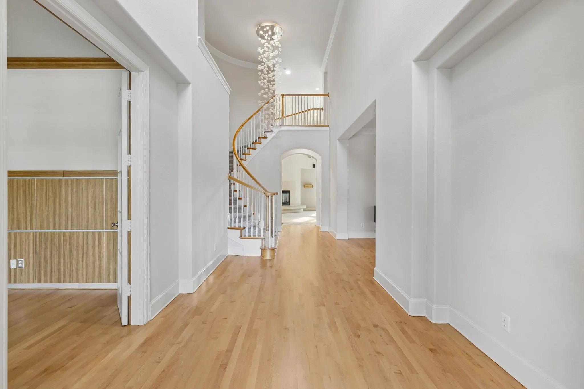 Single Family Residence For Sale in Collin County , 4760 Paxton Lane, Frisco, Texas 75034, 5 Bedroom, 4 Bathroom, 3 Garage spaces, 4,429 Sqft, built in 2004, mls#21315824, Real Estate Agent in Frisco, Homes For Sale in Collin county, Homes For Sale in Frisco, Realtor in Frisco Texas, Real Estate Brokerage Independent Realty Texas, Luminita Cordes Realtor