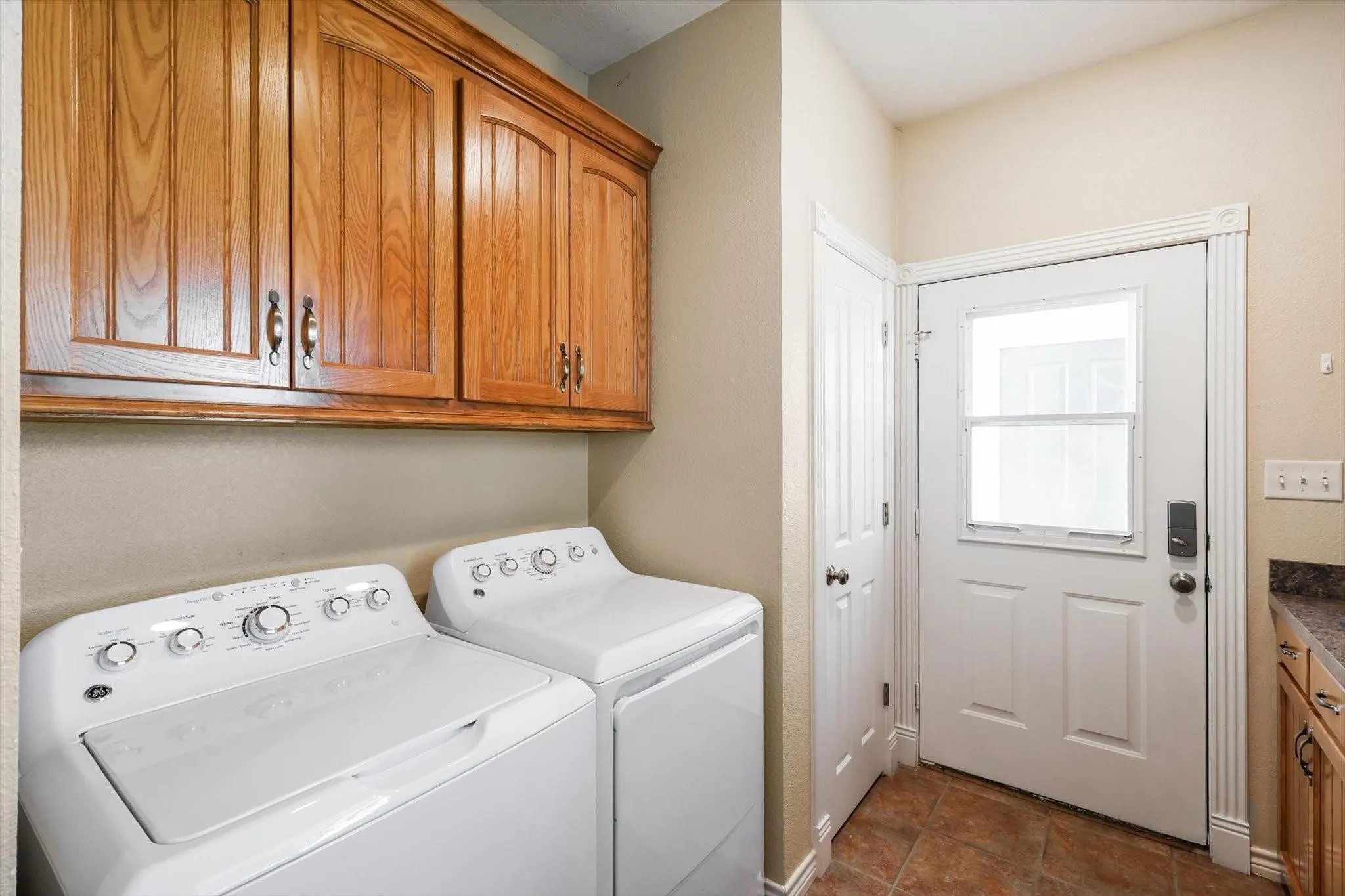 Single Family Residence For Rent in Denton County , 6221 Fm 2931, Aubrey, Texas 76227, 3 Bedroom, 3 Bathroom, 2 Garage spaces, 2,906 Sqft, built in 2005, mls#21395246, Real Estate Agent in Aubrey, Homes For Rent in Denton county, Homes For Rent in Aubrey, Realtor in Aubrey Texas, Real Estate Brokerage Independent Realty Texas, Luminita Cordes Realtor