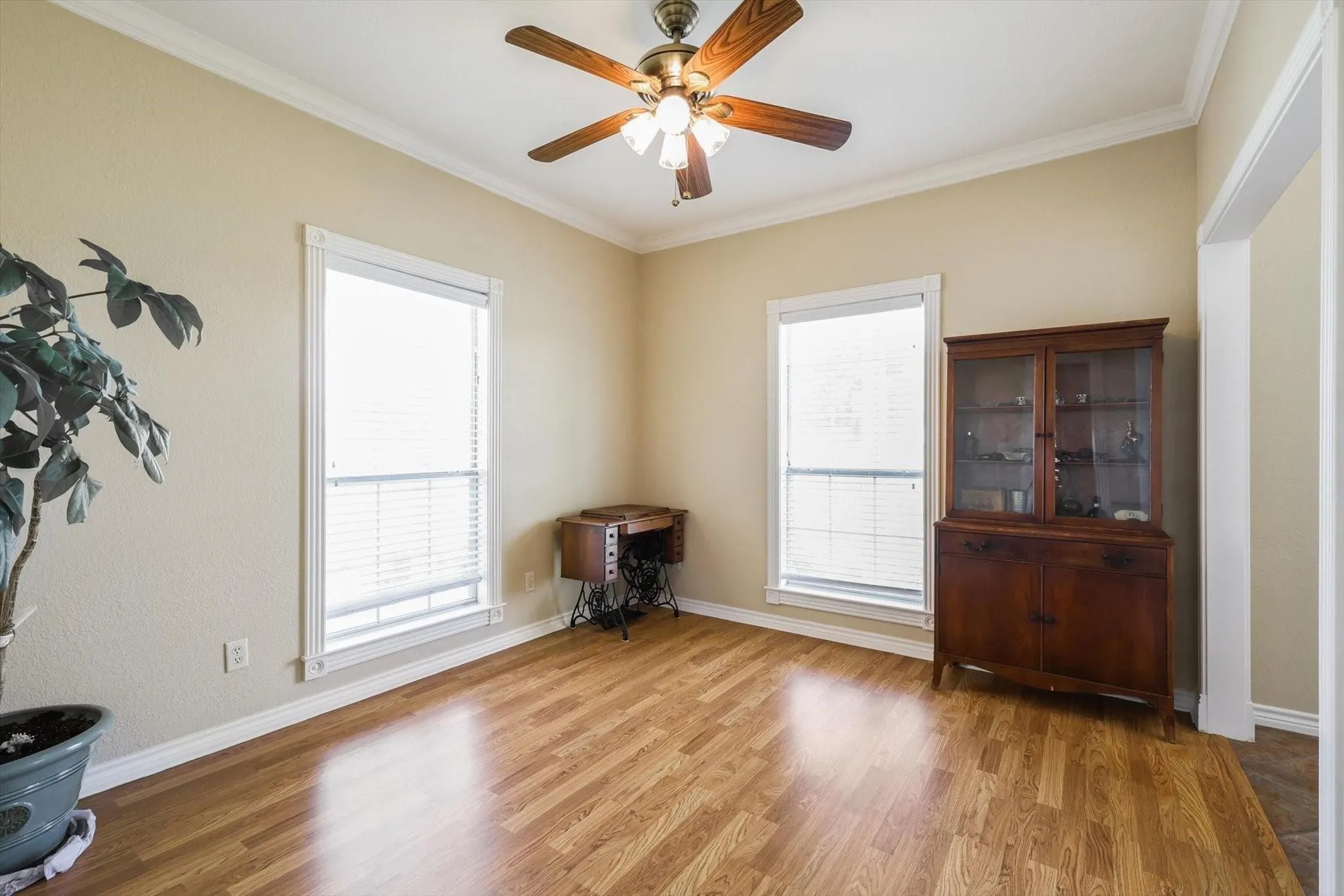 Single Family Residence For Rent in Denton County , 6221 Fm 2931, Aubrey, Texas 76227, 3 Bedroom, 3 Bathroom, 2 Garage spaces, 2,906 Sqft, built in 2005, mls#21395246, Real Estate Agent in Aubrey, Homes For Rent in Denton county, Homes For Rent in Aubrey, Realtor in Aubrey Texas, Real Estate Brokerage Independent Realty Texas, Luminita Cordes Realtor