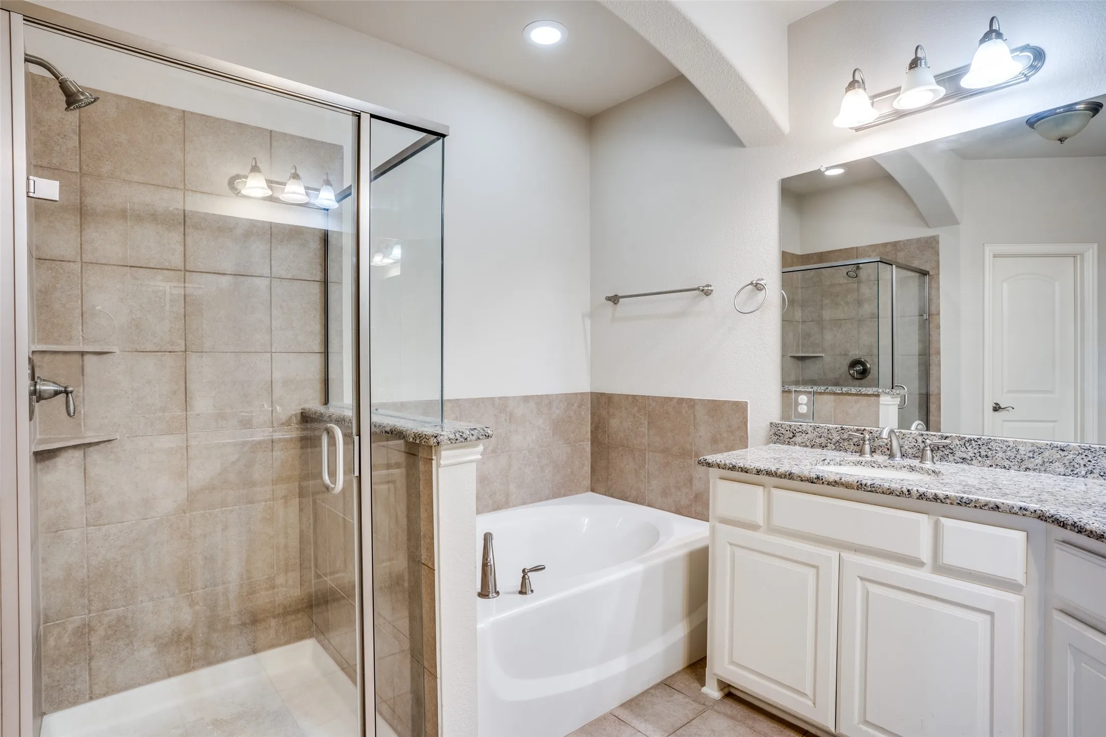 Townhouse For Rent in Dallas County , 543 Matthew Place, Richardson, Texas 75081, 2 Bedroom, 3 Bathroom, 2 Garage spaces, 1,522 Sqft, built in 2012, mls#21374332, Real Estate Agent in Richardson, Homes For Rent in Dallas county, Homes For Rent in Richardson, Realtor in Richardson Texas, Real Estate Brokerage Independent Realty Texas, Luminita Cordes Realtor