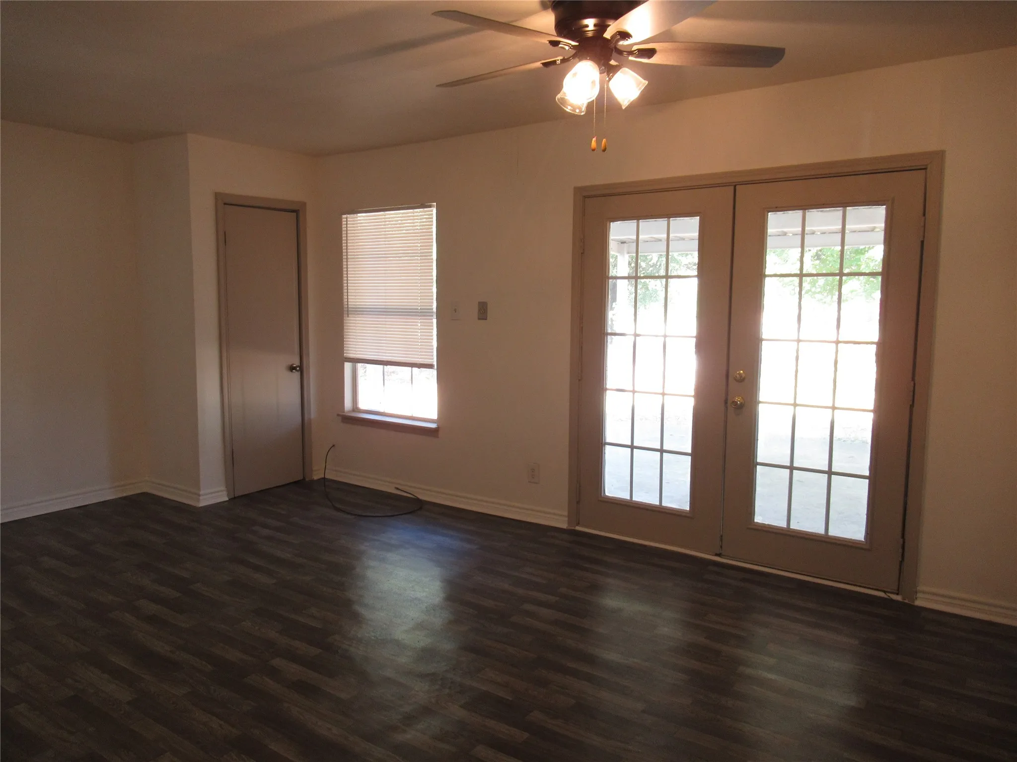 Den and Dining Area