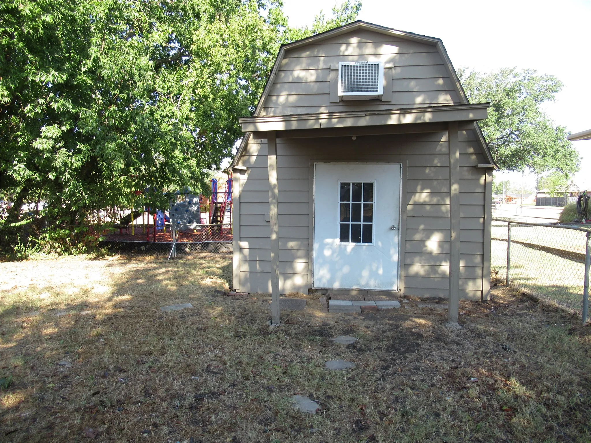 Storage Building with Electric and AC