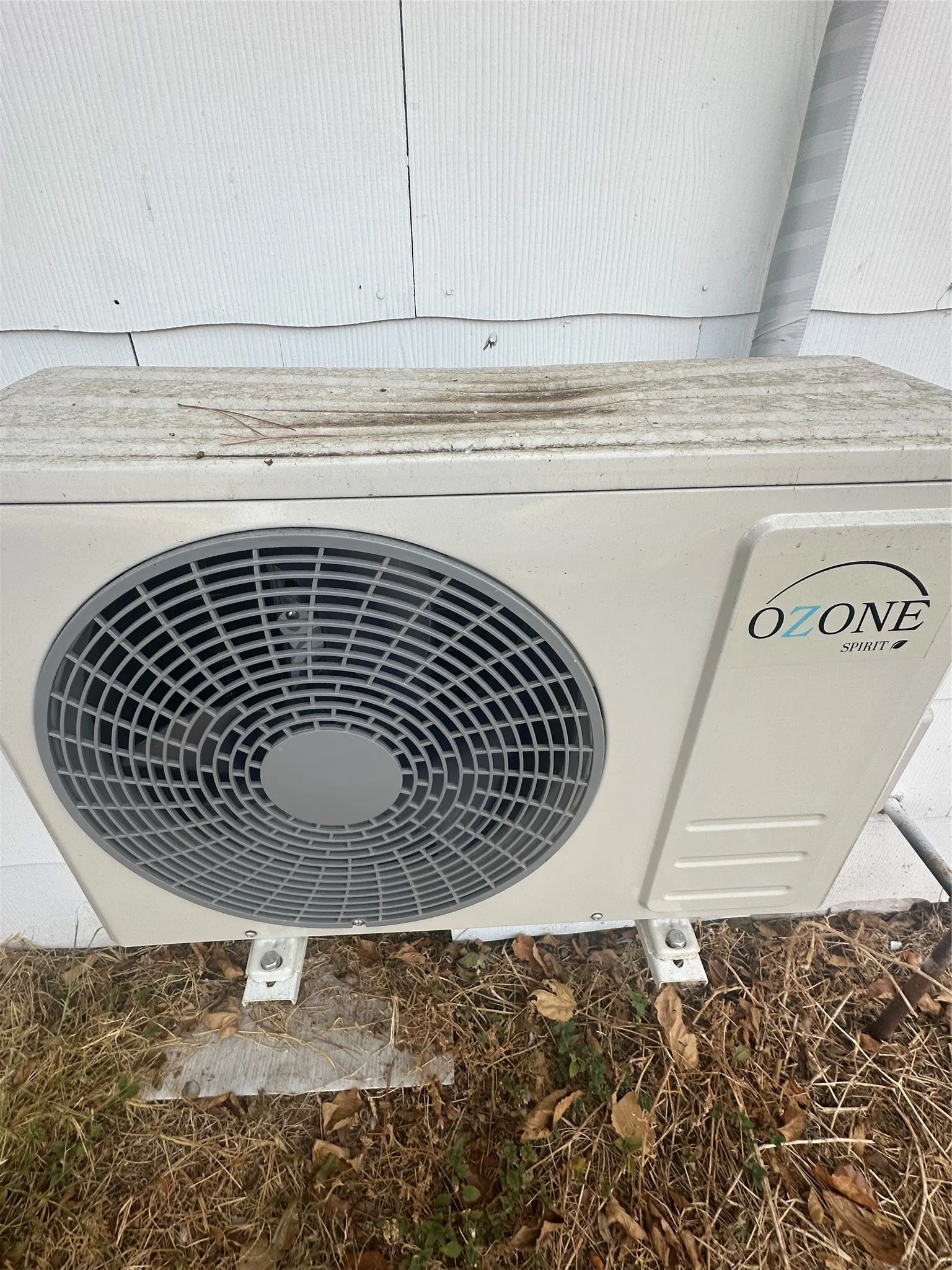 Single Family Residence For Sale in Comanche County , 632 W Ayers Avenue, De Leon, Texas 76444, 3 Bedroom, 1 Bathroom, Garage spaces, 1,300 Sqft, built in 1935, mls#21395276, Real Estate Agent in De Leon, Homes For Sale in Comanche county, Homes For Sale in De Leon, Realtor in De Leon Texas, Real Estate Brokerage Independent Realty Texas, Luminita Cordes Realtor