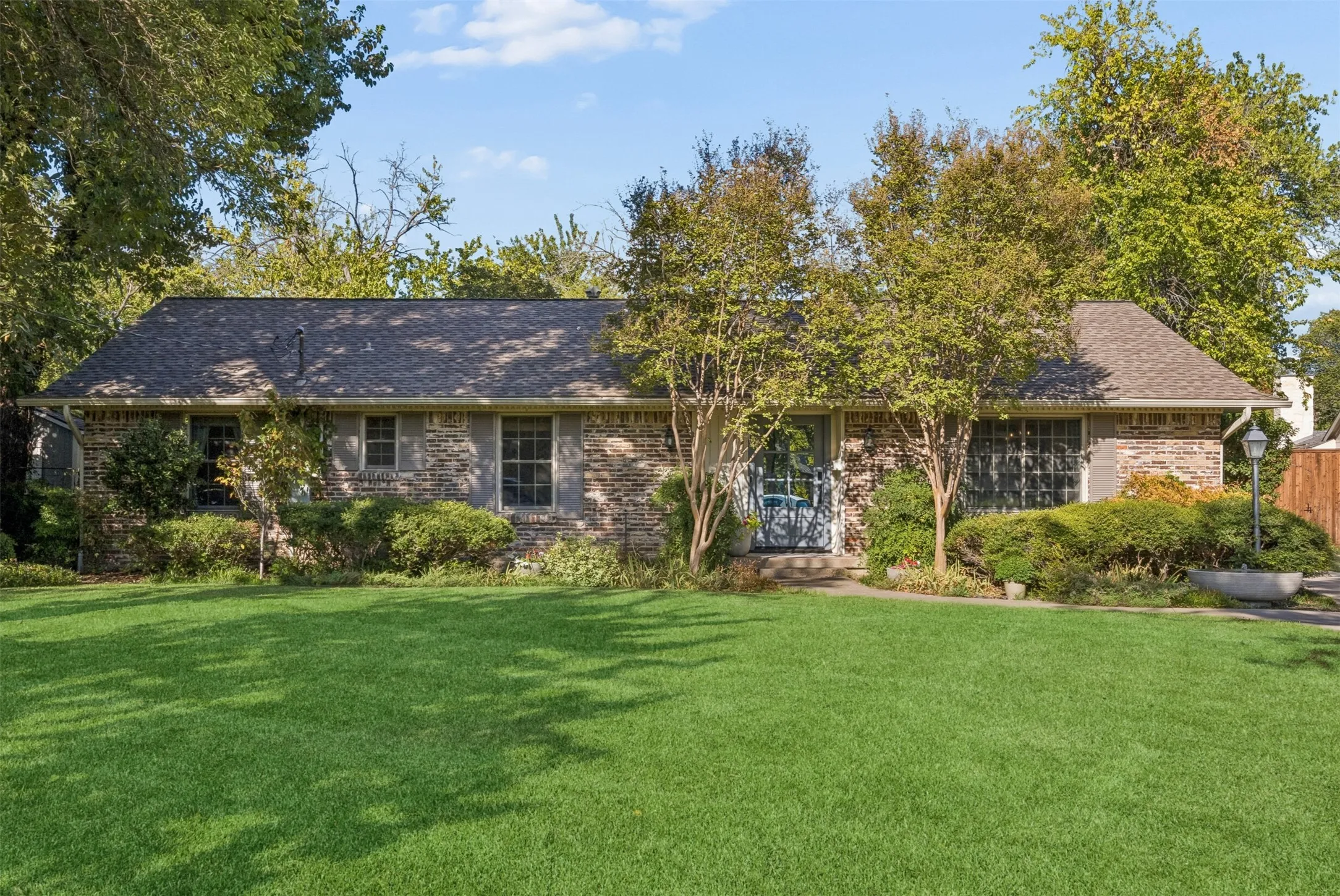 Single Family Residence For Sale