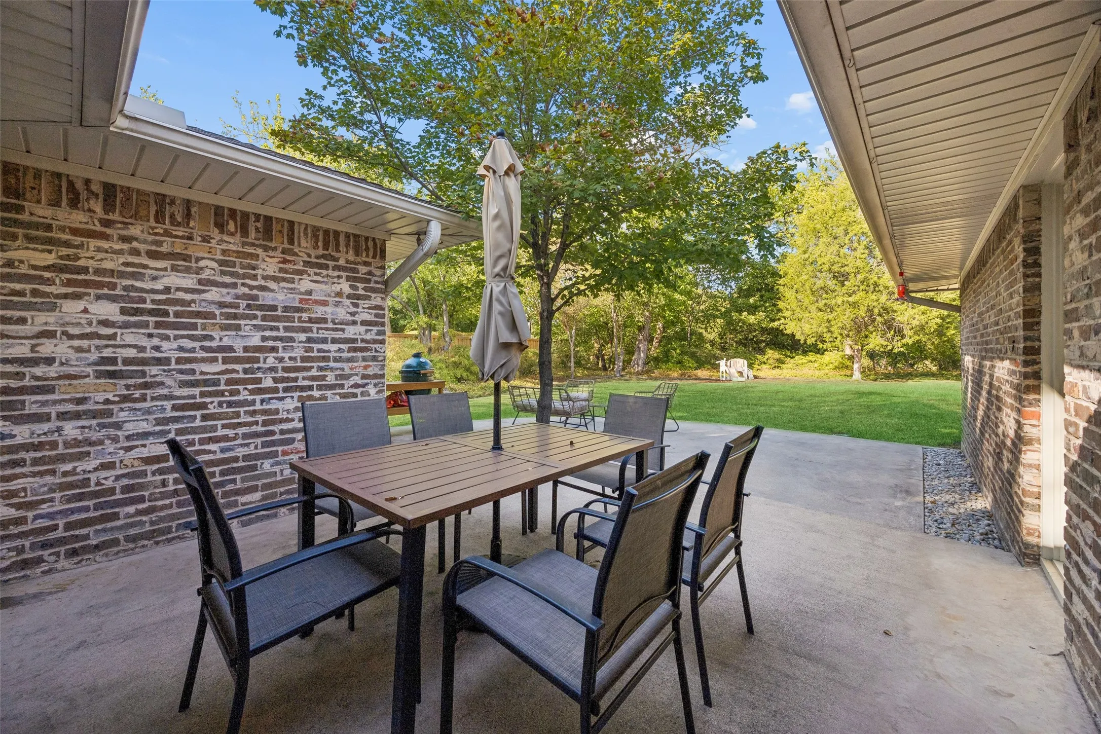 Single Family Residence For Sale in Dallas County , 1004 Cedar Lane, Richardson, Texas 75080, 4 Bedroom, 3 Bathroom, Garage spaces, 2,567 Sqft, built in 1964, mls#21395284, Real Estate Agent in Richardson, Homes For Sale in Dallas county, Homes For Sale in Richardson, Realtor in Richardson Texas, Real Estate Brokerage Independent Realty Texas, Luminita Cordes Realtor