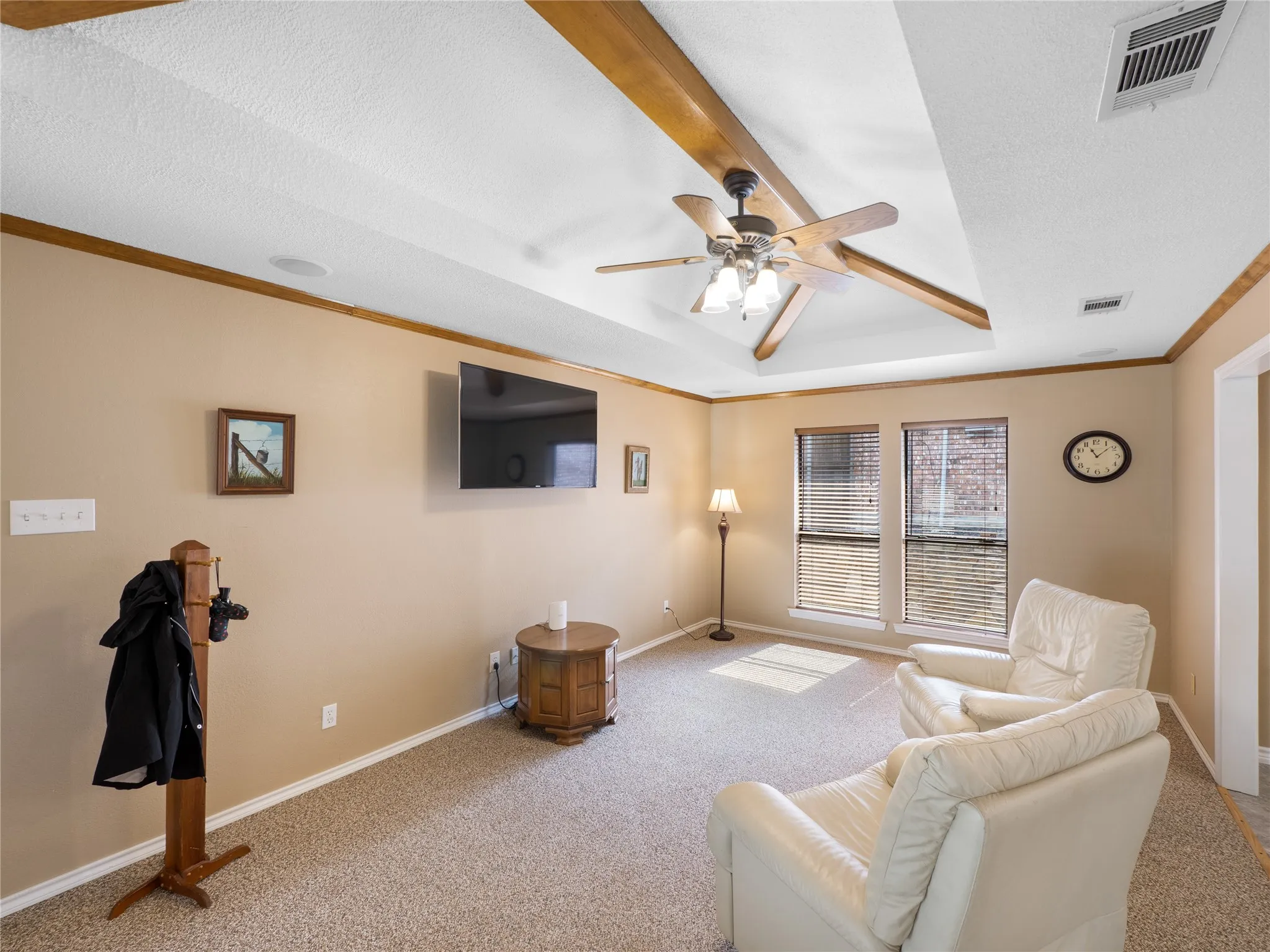 Single Family Residence For Sale in Dallas County , 3614 Ridgestone Drive, Garland, Texas 75040, 3 Bedroom, 2 Bathroom, 2 Garage spaces, 2,057 Sqft, built in 1986, mls#21395302, Real Estate Agent in Garland, Homes For Sale in Dallas county, Homes For Sale in Garland, Realtor in Garland Texas, Real Estate Brokerage Independent Realty Texas, Luminita Cordes Realtor