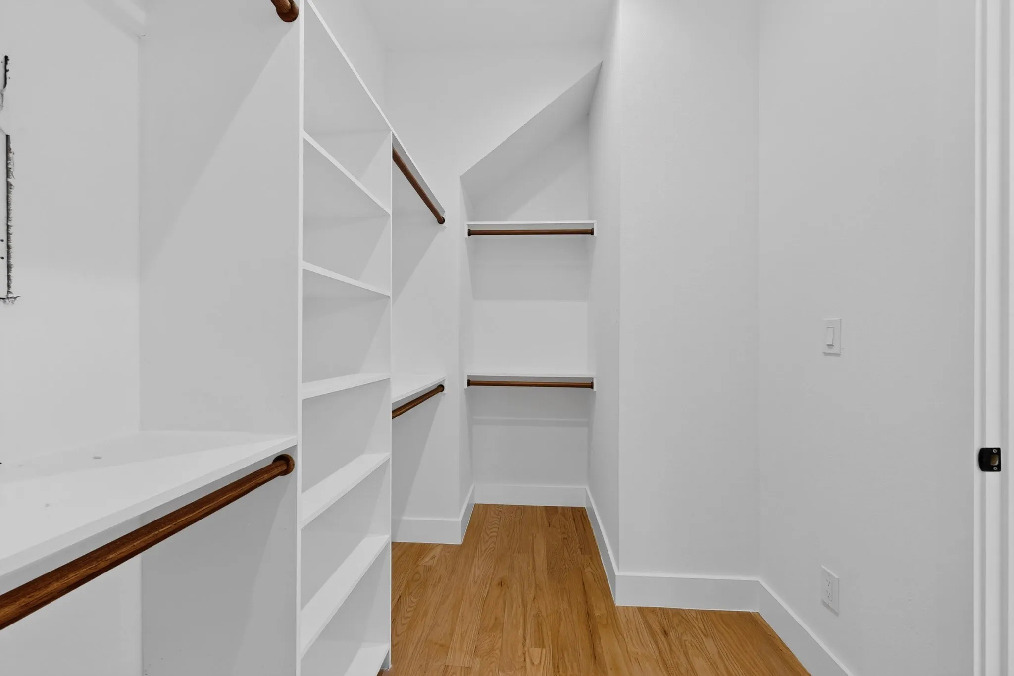 Condominium For Rent in Dallas County , 2080 Kelly Avenue 103, Dallas, Texas 75215, 2 Bedroom, 3 Bathroom, 2 Garage spaces, 1,586 Sqft, built in 2026, mls#21395256, Real Estate Agent in Dallas, Homes For Rent in Dallas county, Homes For Rent in Dallas, Realtor in Dallas Texas, Real Estate Brokerage Independent Realty Texas, Luminita Cordes Realtor