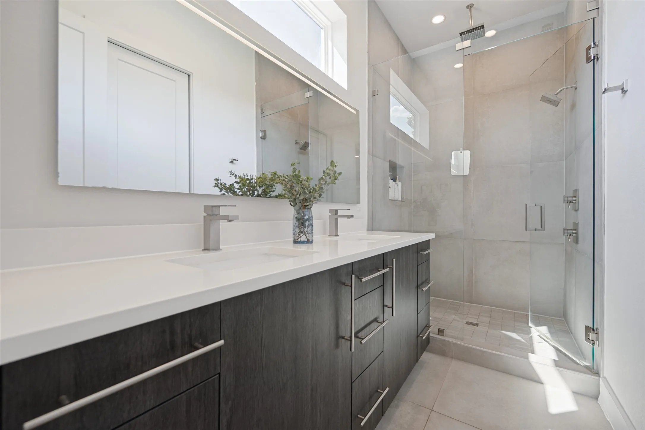 Ensuite primary bath