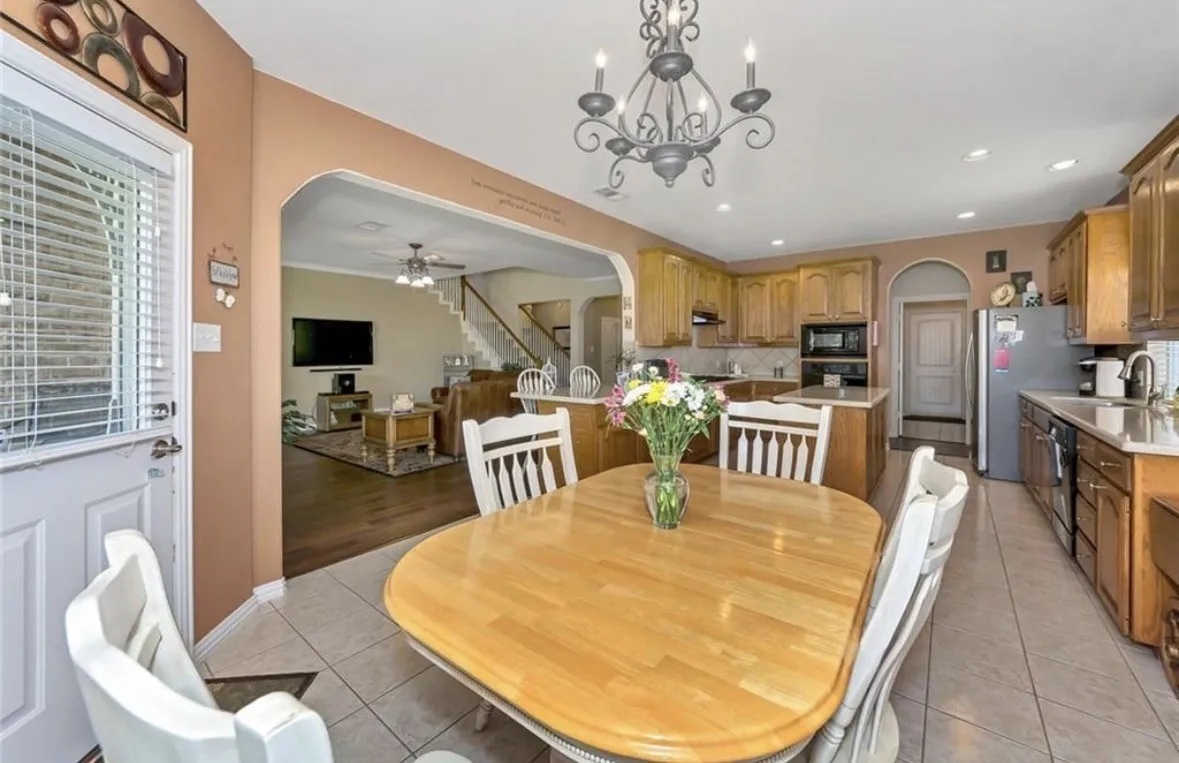 Single Family Residence For Sale in Tarrant County , 7100 Old Santa Fe Trail, Fort Worth, Texas 76131, 4 Bedroom, 3 Bathroom, 2 Garage spaces, 2,590 Sqft, built in 2006, mls#21395275, Real Estate Agent in Fort Worth, Homes For Sale in Tarrant county, Homes For Sale in Fort Worth, Realtor in Fort Worth Texas, Real Estate Brokerage Independent Realty Texas, Luminita Cordes Realtor