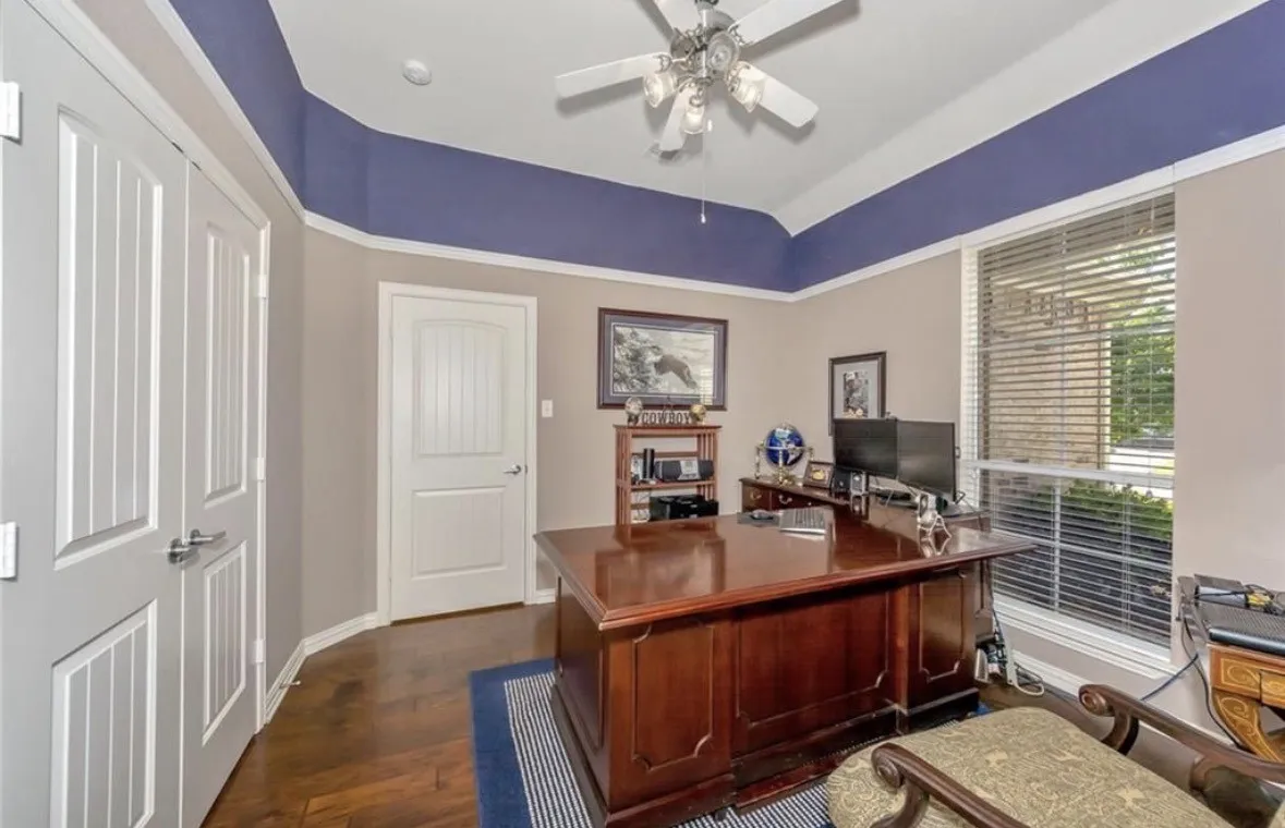 Single Family Residence For Sale in Tarrant County , 7100 Old Santa Fe Trail, Fort Worth, Texas 76131, 4 Bedroom, 3 Bathroom, 2 Garage spaces, 2,590 Sqft, built in 2006, mls#21395275, Real Estate Agent in Fort Worth, Homes For Sale in Tarrant county, Homes For Sale in Fort Worth, Realtor in Fort Worth Texas, Real Estate Brokerage Independent Realty Texas, Luminita Cordes Realtor