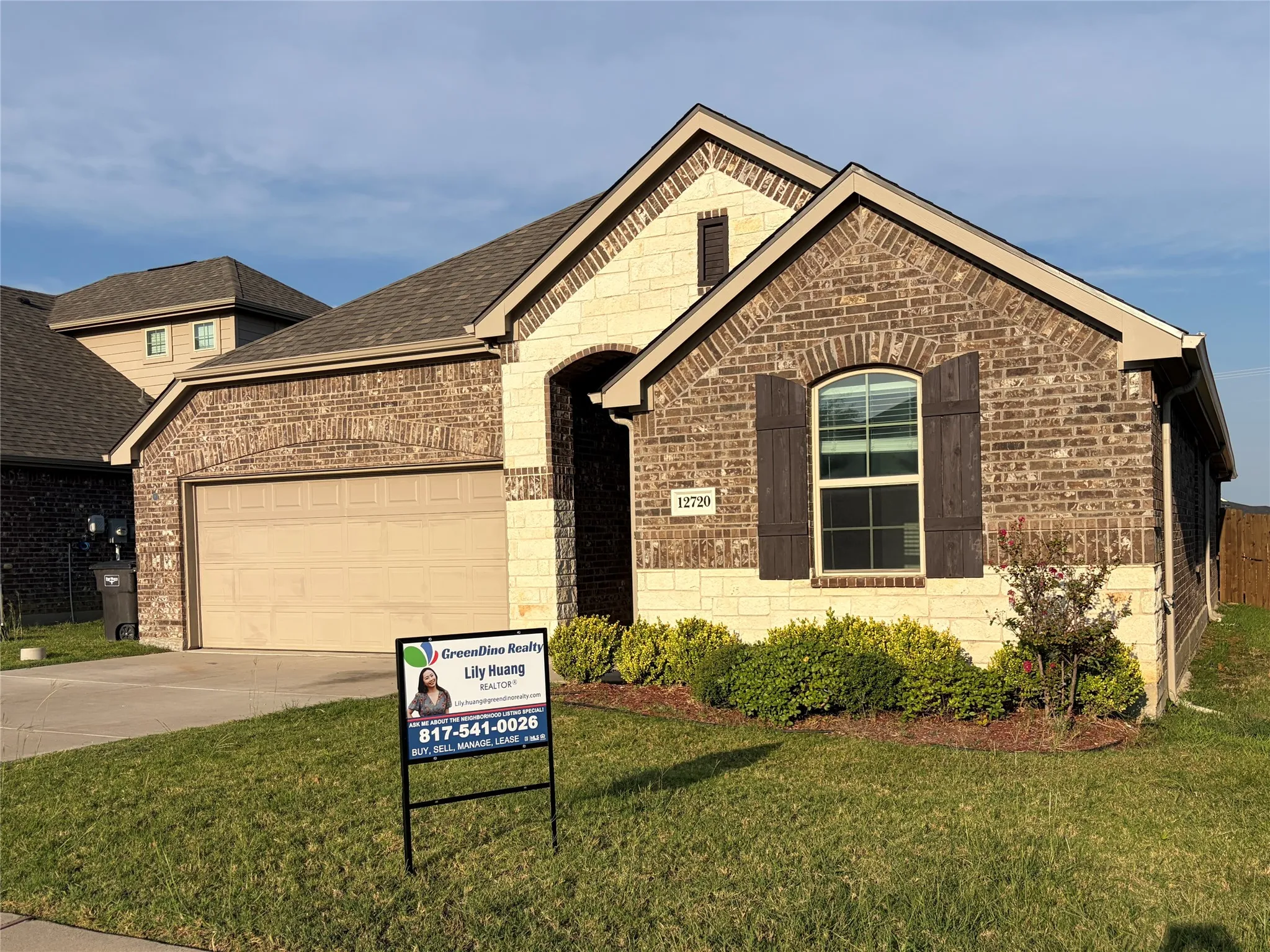 Single Family Residence For Rent in Tarrant County , 12720 Viewpoint Lane, Fort Worth, Texas 76028, 3 Bedroom, 2 Bathroom, 2 Garage spaces, 1,850 Sqft, built in 2018, mls#21395312, Real Estate Agent in Fort Worth, Homes For Rent in Tarrant county, Homes For Rent in Fort Worth, Realtor in Fort Worth Texas, Real Estate Brokerage Independent Realty Texas, Luminita Cordes Realtor
