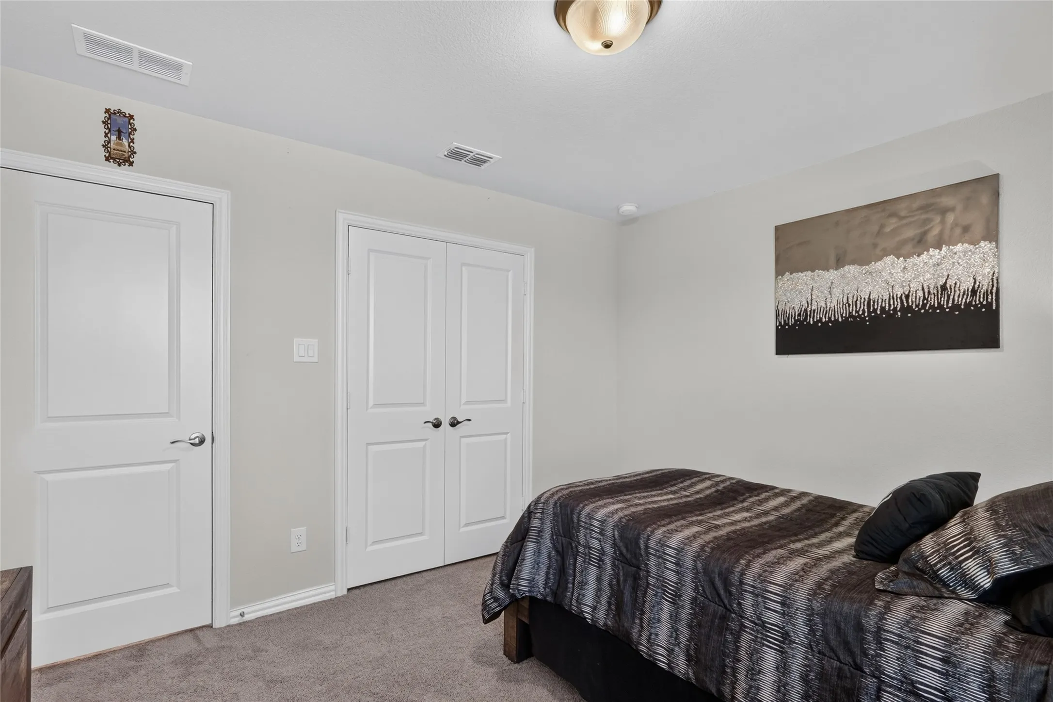 Single Family Residence For Sale in Kaufman County , 1518 Wind Springs Drive, Forney, Texas 75126, 4 Bedroom, 3 Bathroom, 2 Garage spaces, 2,271 Sqft, built in 2022, mls#21395181, Real Estate Agent in Forney, Homes For Sale in Kaufman county, Homes For Sale in Forney, Realtor in Forney Texas, Real Estate Brokerage Independent Realty Texas, Luminita Cordes Realtor