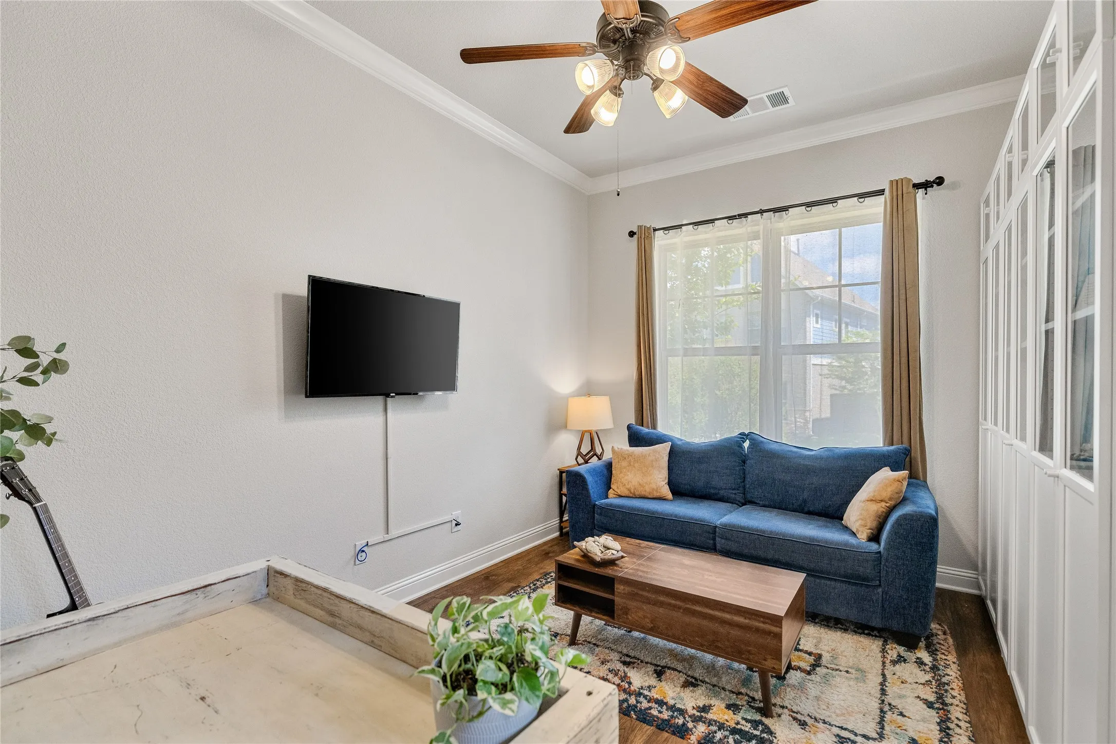 Single Family Residence For Sale in Parker County , 1820 Roundtree Circle W, Fort Worth, Texas 76008, 3 Bedroom, 3 Bathroom, 3 Garage spaces, 2,656 Sqft, built in 2017, mls#21395316, Real Estate Agent in Fort Worth, Homes For Sale in Parker county, Homes For Sale in Fort Worth, Realtor in Fort Worth Texas, Real Estate Brokerage Independent Realty Texas, Luminita Cordes Realtor