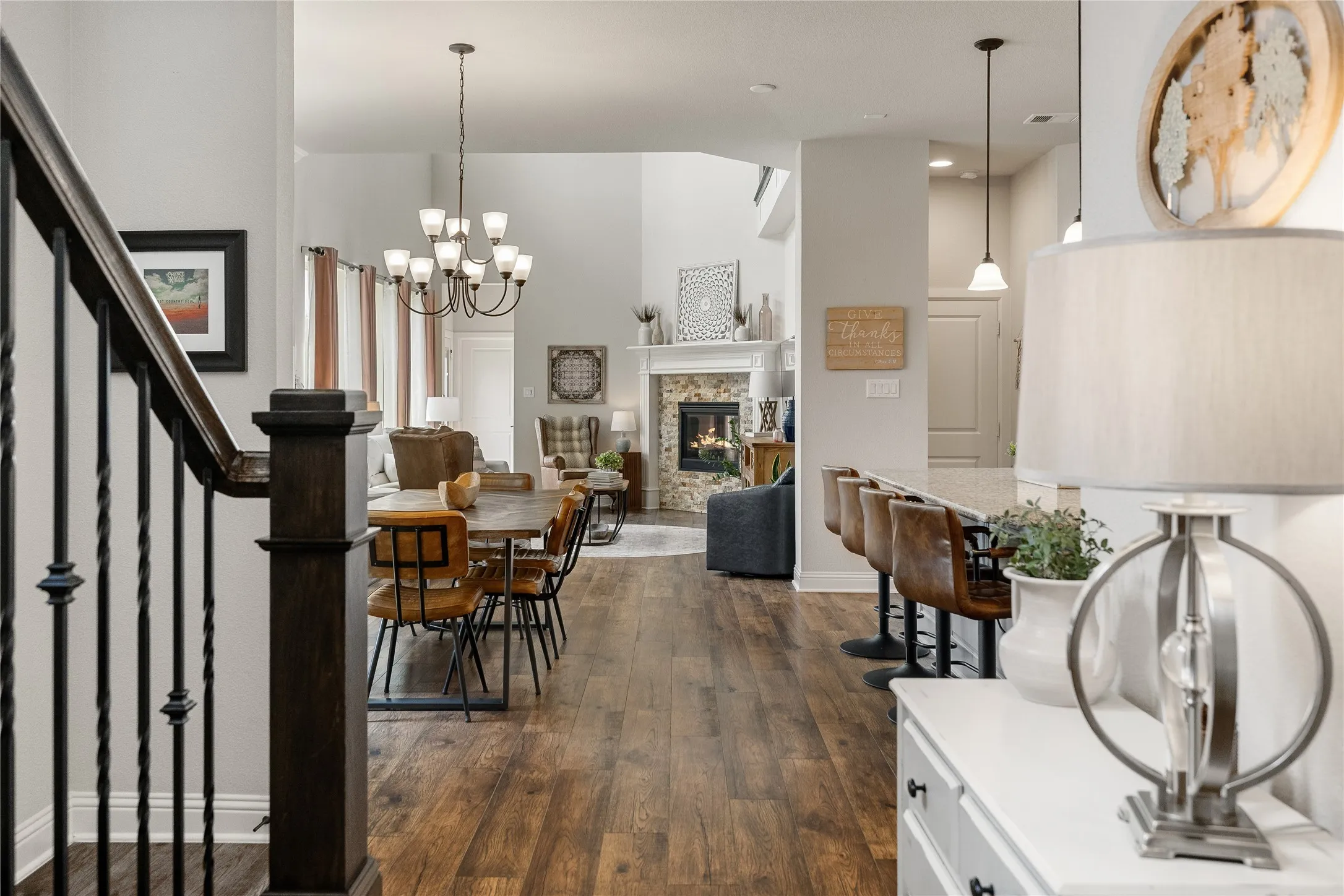 Single Family Residence For Sale in Parker County , 1820 Roundtree Circle W, Fort Worth, Texas 76008, 3 Bedroom, 3 Bathroom, 3 Garage spaces, 2,656 Sqft, built in 2017, mls#21395316, Real Estate Agent in Fort Worth, Homes For Sale in Parker county, Homes For Sale in Fort Worth, Realtor in Fort Worth Texas, Real Estate Brokerage Independent Realty Texas, Luminita Cordes Realtor