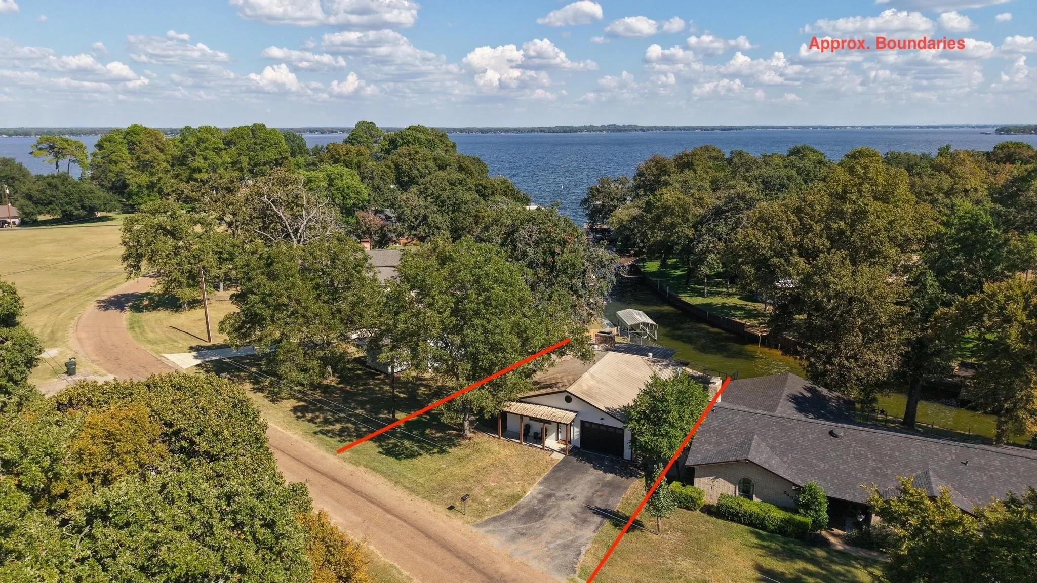 Single Family Residence For Rent in Henderson County , 2500 Wildwood Way, Tool, Texas 75143, 3 Bedroom, 2 Bathroom, 1 Garage spaces, 1,342 Sqft, built in 1975, mls#21395317, Real Estate Agent in Tool, Homes For Rent in Henderson county, Homes For Rent in Tool, Realtor in Tool Texas, Real Estate Brokerage Independent Realty Texas, Luminita Cordes Realtor