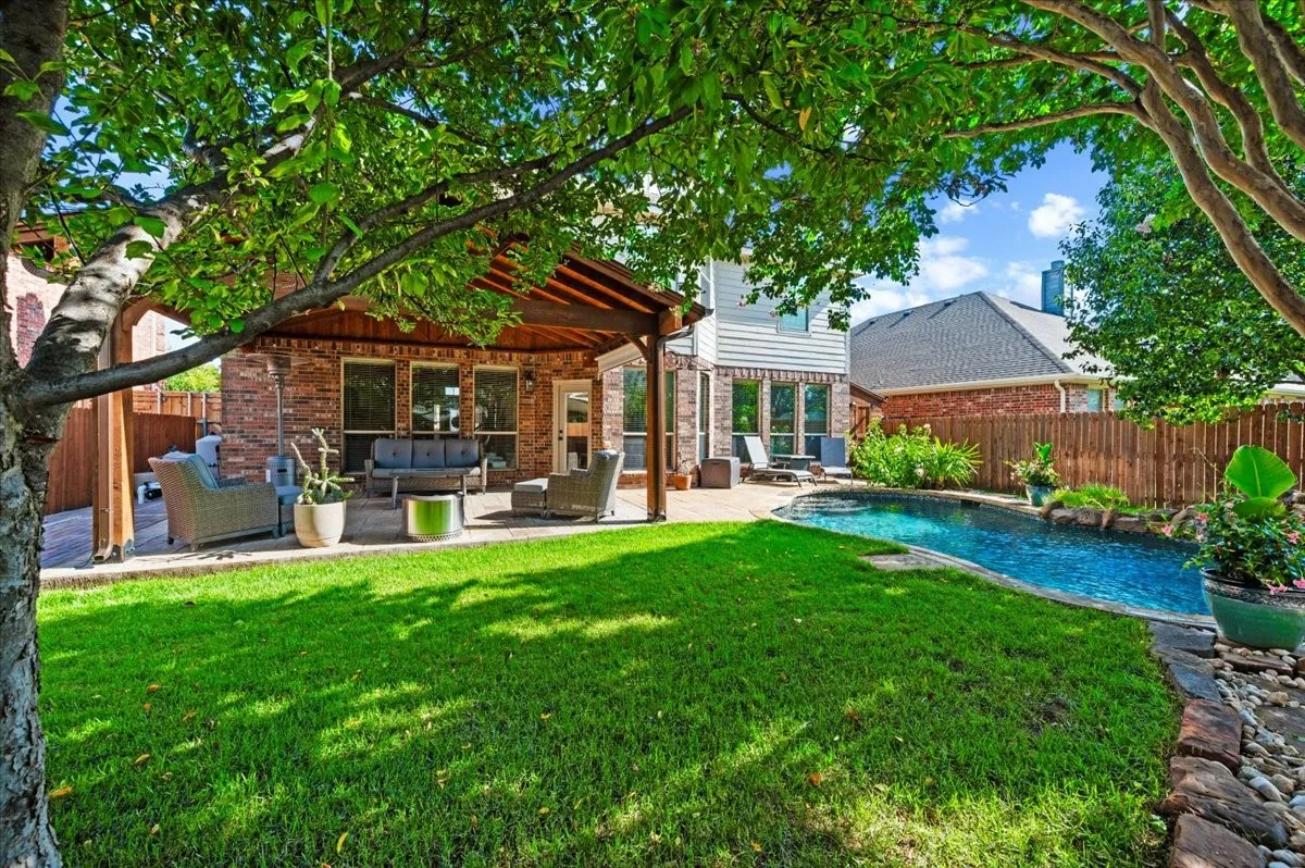 Single Family Residence For Sale in Collin County , 10320 Flat Creek Trail, Mc Kinney, Texas 75072, 5 Bedroom, 4 Bathroom, 2 Garage spaces, 3,059 Sqft, built in 2008, mls#21393222, Real Estate Agent in Mc Kinney, Homes For Sale in Collin county, Homes For Sale in Mc Kinney, Realtor in Mc Kinney Texas, Real Estate Brokerage Independent Realty Texas, Luminita Cordes Realtor