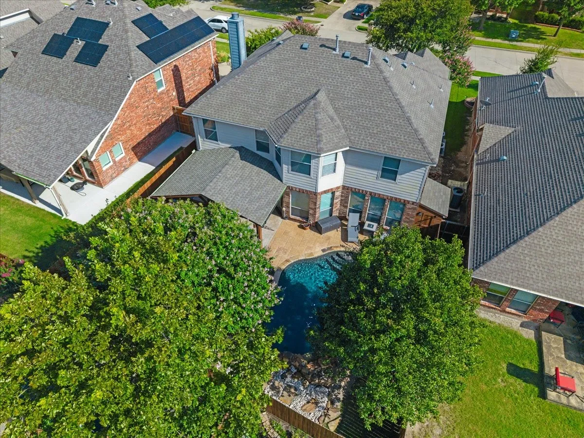 Single Family Residence For Sale in Collin County , 10320 Flat Creek Trail, Mc Kinney, Texas 75072, 5 Bedroom, 4 Bathroom, 2 Garage spaces, 3,059 Sqft, built in 2008, mls#21393222, Real Estate Agent in Mc Kinney, Homes For Sale in Collin county, Homes For Sale in Mc Kinney, Realtor in Mc Kinney Texas, Real Estate Brokerage Independent Realty Texas, Luminita Cordes Realtor