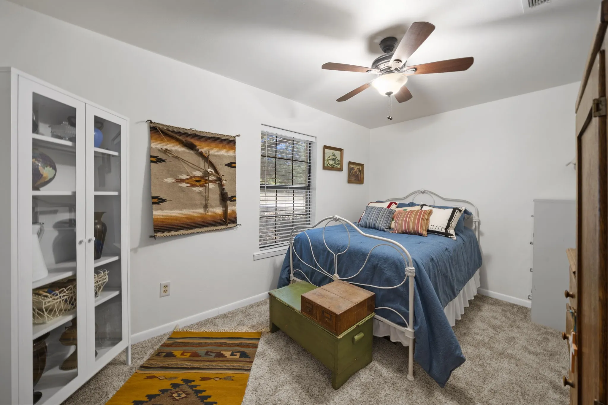 Single Family Residence For Sale in Ellis County , 707 Ovilla Road A, Waxahachie, Texas 75167, 4 Bedroom, 3 Bathroom, 2 Garage spaces, 2,002 Sqft, built in 1983, mls#21392374, Real Estate Agent in Waxahachie, Homes For Sale in Ellis county, Homes For Sale in Waxahachie, Realtor in Waxahachie Texas, Real Estate Brokerage Independent Realty Texas, Luminita Cordes Realtor
