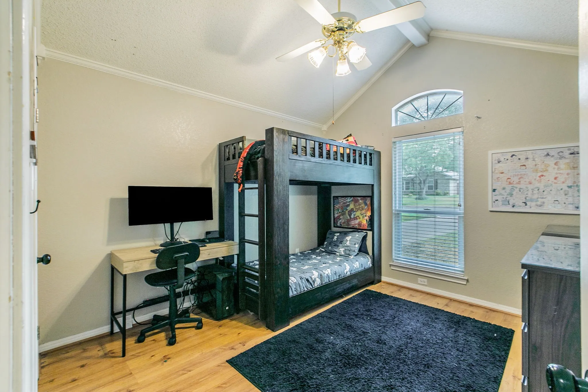 Single Family Residence For Sale in Mc Lennan County , 9505 Lost Trails Drive, Waco, Texas 76712, 4 Bedroom, 3 Bathroom, 2 Garage spaces, 2,335 Sqft, built in 1992, mls#21395158, Real Estate Agent in Waco, Homes For Sale in Mc Lennan county, Homes For Sale in Waco, Realtor in Waco Texas, Real Estate Brokerage Independent Realty Texas, Luminita Cordes Realtor