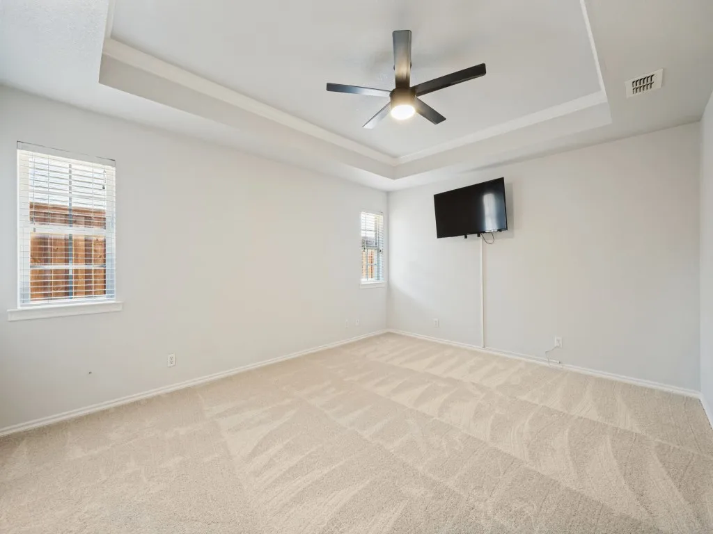 Single Family Residence For Sale in Denton County , 1005 Diane Street, Aubrey, Texas 76227, 3 Bedroom, 2 Bathroom, 2 Garage spaces, 1,802 Sqft, built in 2002, mls#21384303, Real Estate Agent in Aubrey, Homes For Sale in Denton county, Homes For Sale in Aubrey, Realtor in Aubrey Texas, Real Estate Brokerage Independent Realty Texas, Luminita Cordes Realtor