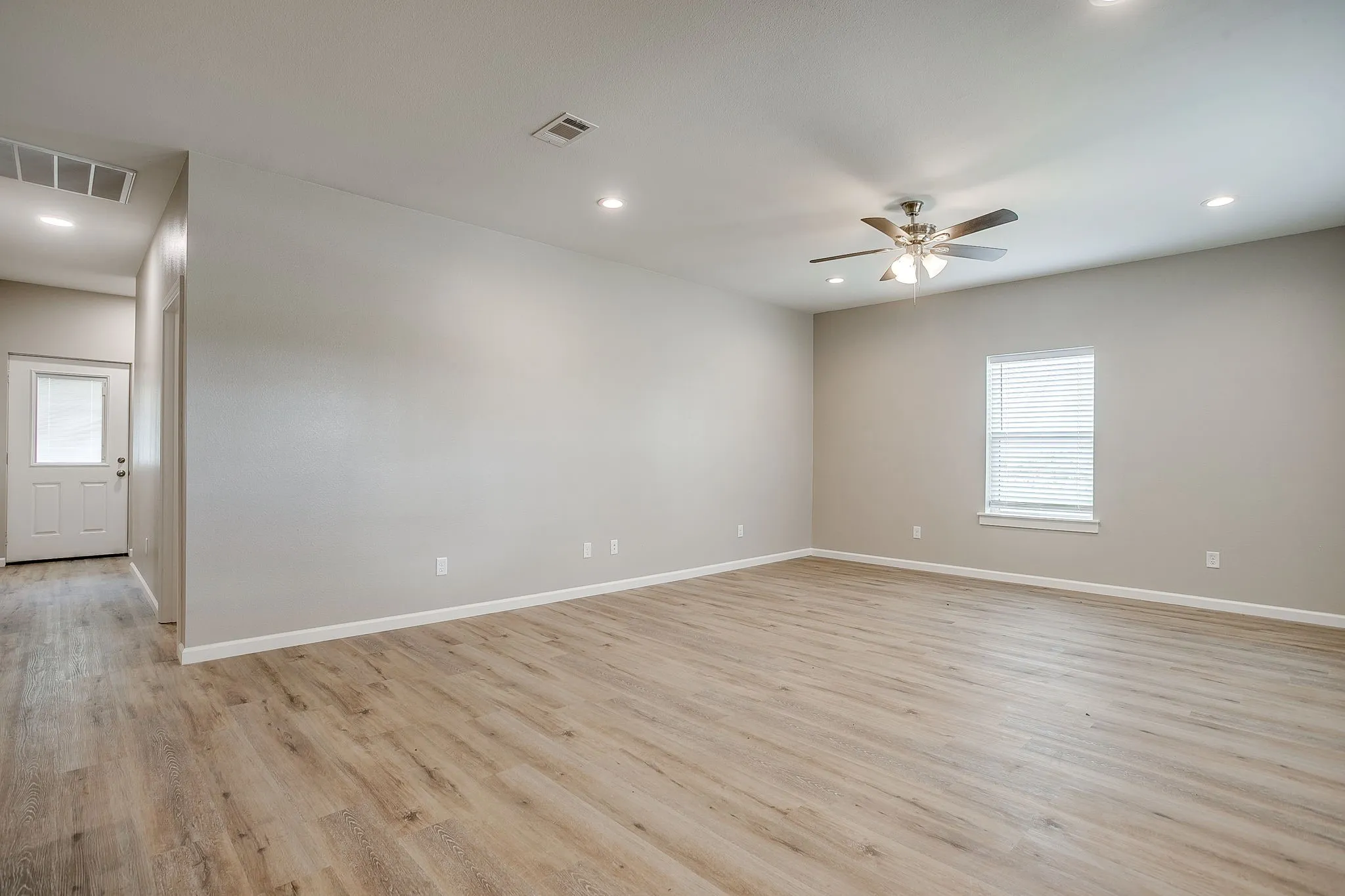 Duplex For Rent in Parker County , 133 Winners Circle Unit # 102 102, Weatherford, Texas 76087, 3 Bedroom, 2 Bathroom, 2 Garage spaces, 1,550 Sqft, built in 2026, mls#21395332, Real Estate Agent in Weatherford, Homes For Rent in Parker county, Homes For Rent in Weatherford, Realtor in Weatherford Texas, Real Estate Brokerage Independent Realty Texas, Luminita Cordes Realtor