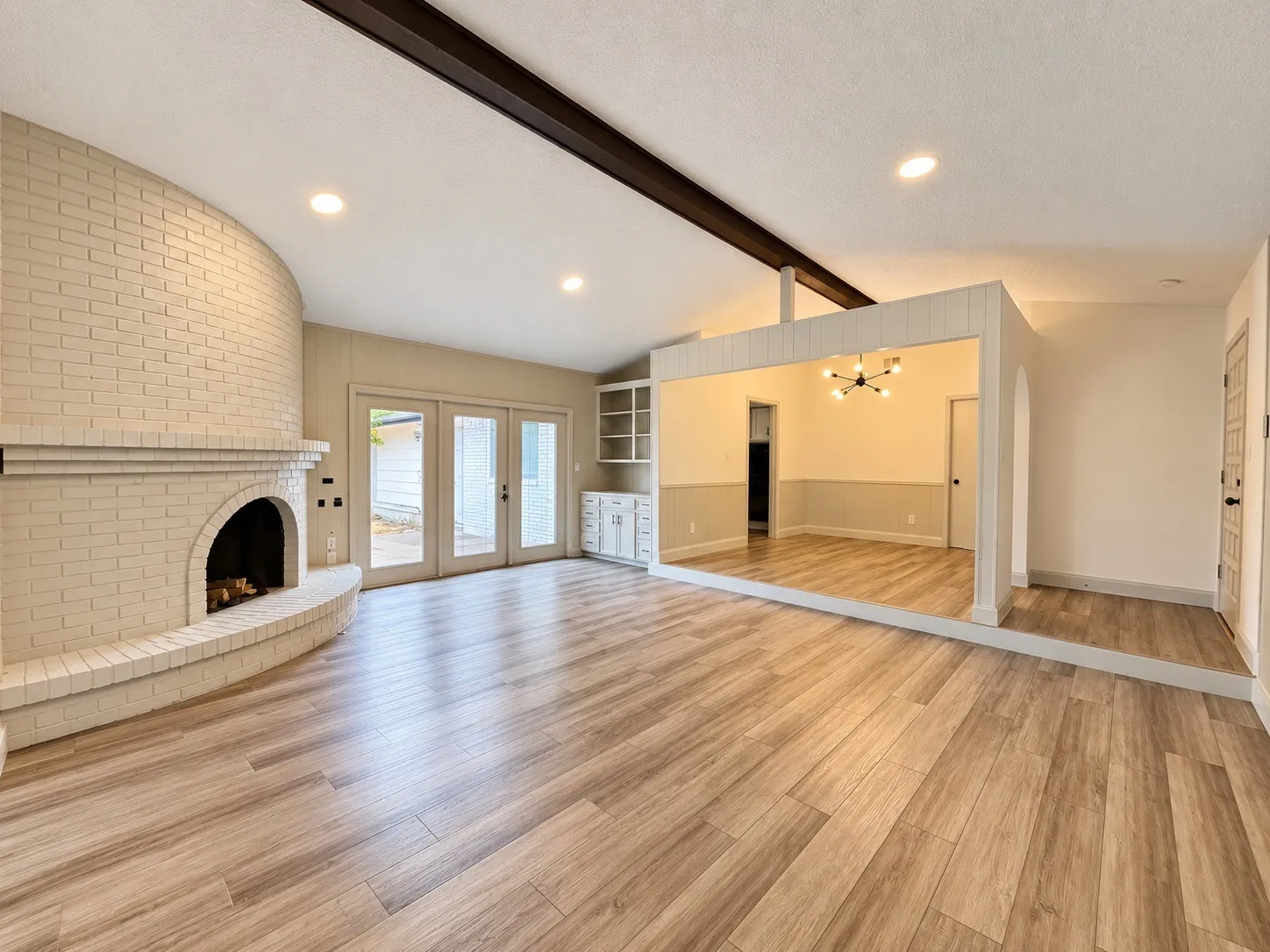 Single Family Residence For Rent in Collin County , 2404 Kentfield Drive, Plano, Texas 75074, 4 Bedroom, 3 Bathroom, 2 Garage spaces, 1,888 Sqft, built in 1971, mls#21393605, Real Estate Agent in Plano, Homes For Rent in Collin county, Homes For Rent in Plano, Realtor in Plano Texas, Real Estate Brokerage Independent Realty Texas, Luminita Cordes Realtor