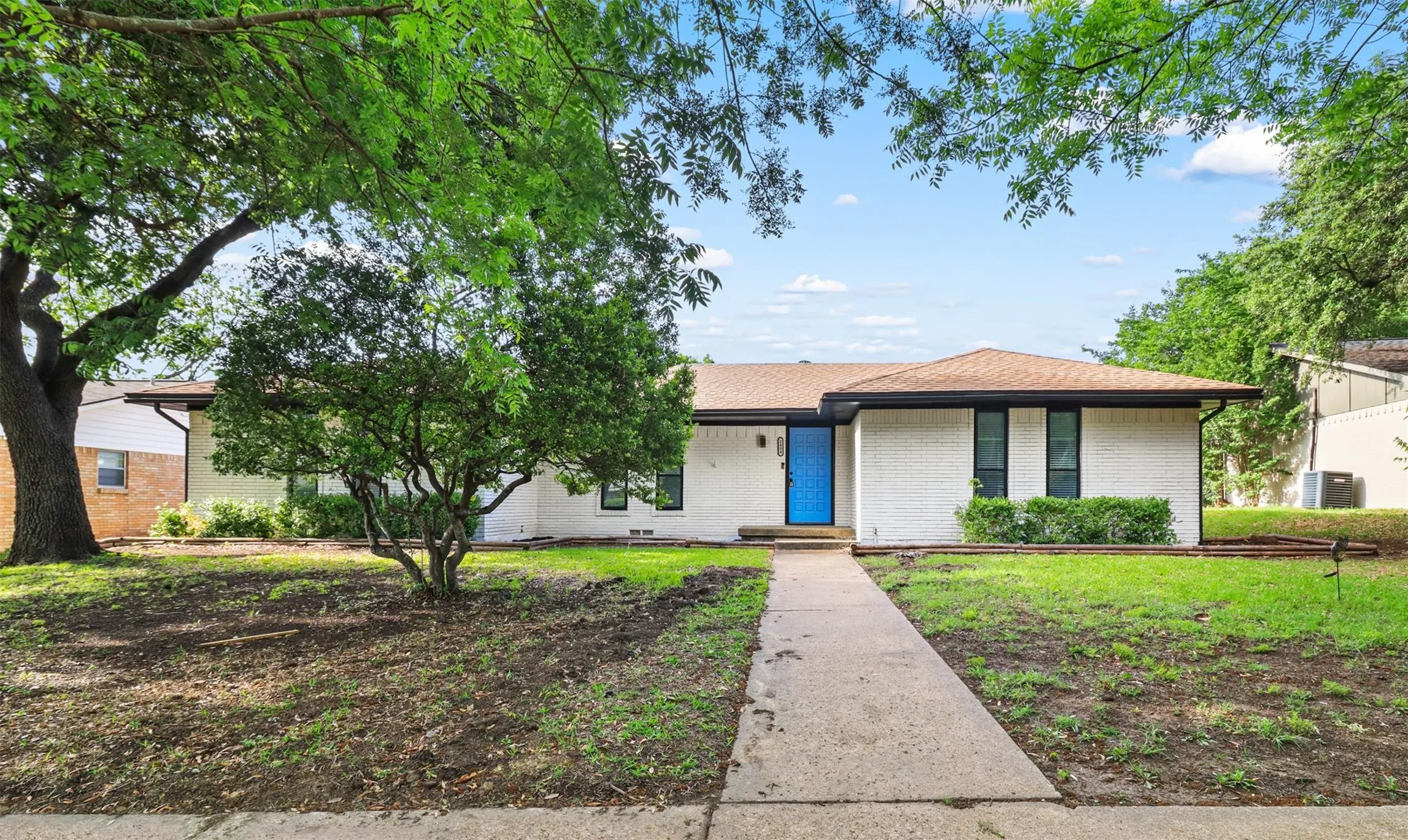 Single Family Residence For Rent in Collin County , 2404 Kentfield Drive, Plano, Texas 75074, 4 Bedroom, 3 Bathroom, 2 Garage spaces, 1,888 Sqft, built in 1971, mls#21393605, Real Estate Agent in Plano, Homes For Rent in Collin county, Homes For Rent in Plano, Realtor in Plano Texas, Real Estate Brokerage Independent Realty Texas, Luminita Cordes Realtor