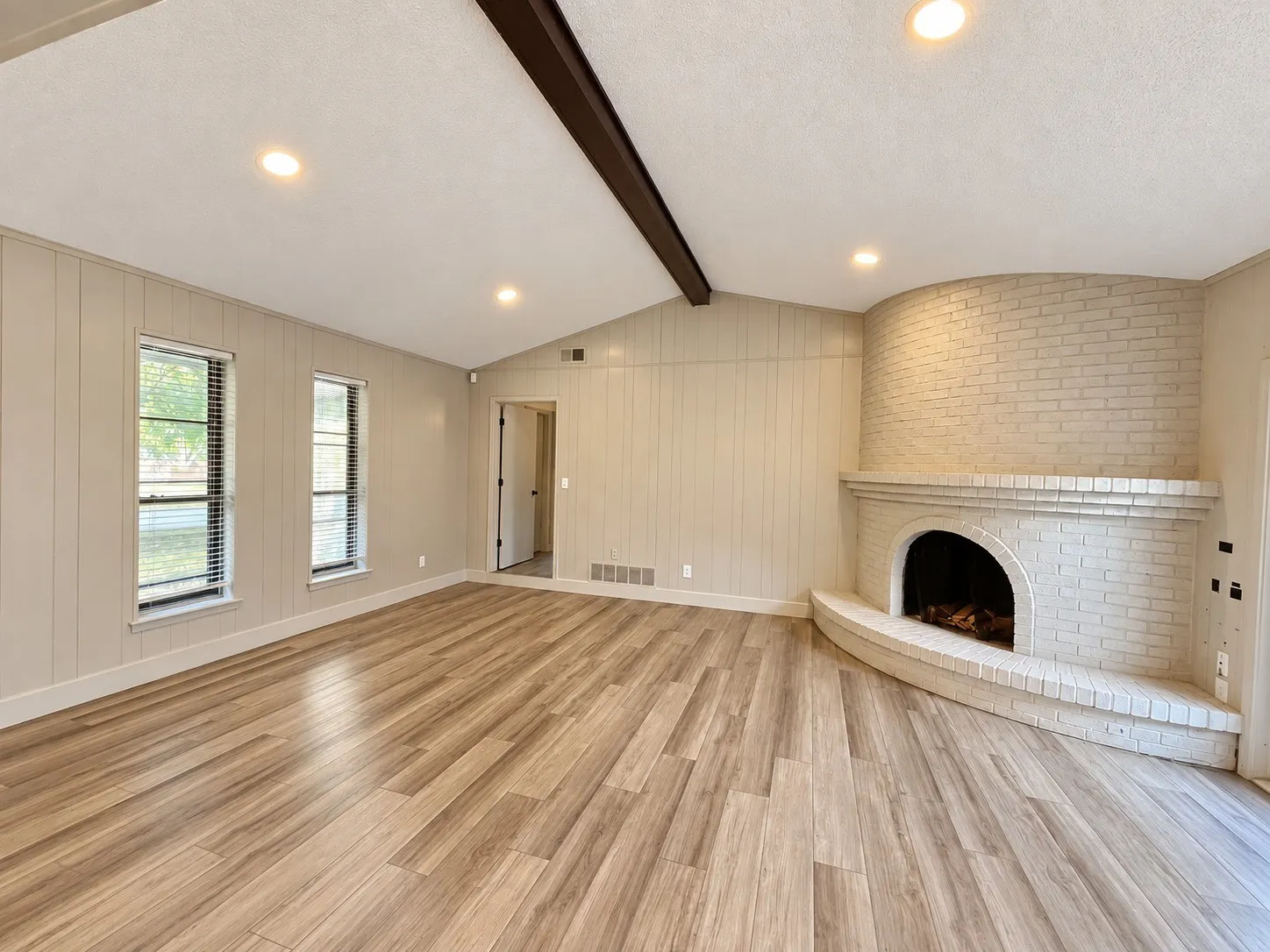 Single Family Residence For Rent in Collin County , 2404 Kentfield Drive, Plano, Texas 75074, 4 Bedroom, 3 Bathroom, 2 Garage spaces, 1,888 Sqft, built in 1971, mls#21393605, Real Estate Agent in Plano, Homes For Rent in Collin county, Homes For Rent in Plano, Realtor in Plano Texas, Real Estate Brokerage Independent Realty Texas, Luminita Cordes Realtor