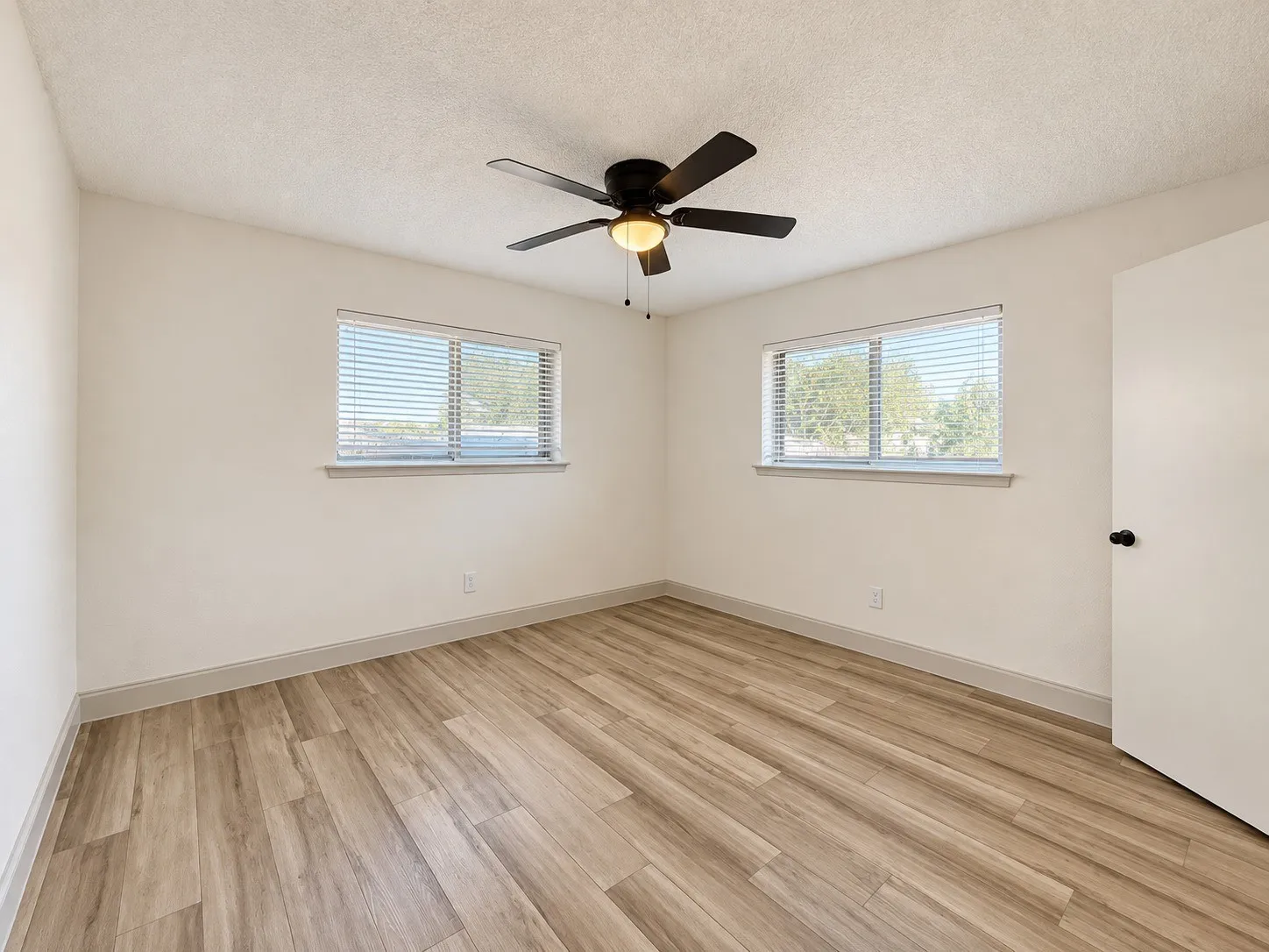 Single Family Residence For Rent in Collin County , 2404 Kentfield Drive, Plano, Texas 75074, 4 Bedroom, 3 Bathroom, 2 Garage spaces, 1,888 Sqft, built in 1971, mls#21393605, Real Estate Agent in Plano, Homes For Rent in Collin county, Homes For Rent in Plano, Realtor in Plano Texas, Real Estate Brokerage Independent Realty Texas, Luminita Cordes Realtor