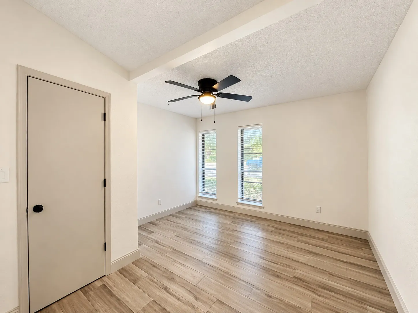 Single Family Residence For Rent in Collin County , 2404 Kentfield Drive, Plano, Texas 75074, 4 Bedroom, 3 Bathroom, 2 Garage spaces, 1,888 Sqft, built in 1971, mls#21393605, Real Estate Agent in Plano, Homes For Rent in Collin county, Homes For Rent in Plano, Realtor in Plano Texas, Real Estate Brokerage Independent Realty Texas, Luminita Cordes Realtor