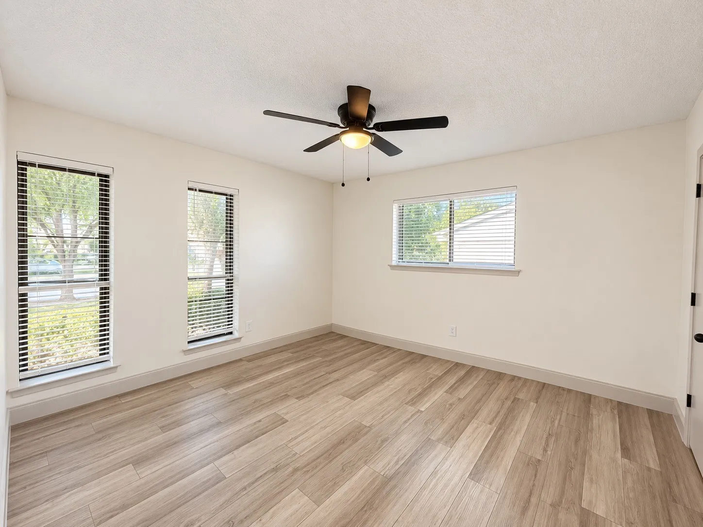 Single Family Residence For Rent in Collin County , 2404 Kentfield Drive, Plano, Texas 75074, 4 Bedroom, 3 Bathroom, 2 Garage spaces, 1,888 Sqft, built in 1971, mls#21393605, Real Estate Agent in Plano, Homes For Rent in Collin county, Homes For Rent in Plano, Realtor in Plano Texas, Real Estate Brokerage Independent Realty Texas, Luminita Cordes Realtor