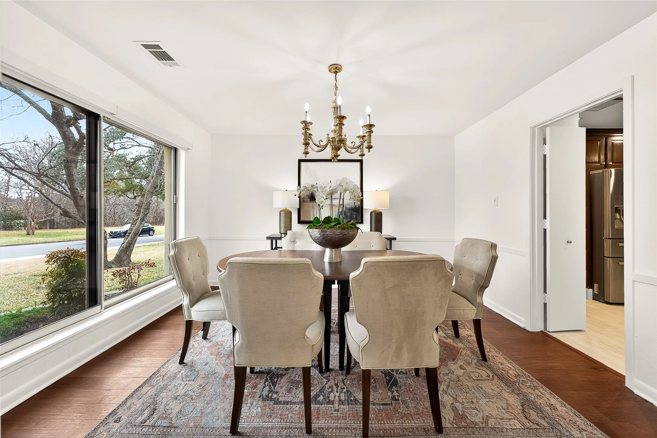 Single Family Residence For Sale in Dallas County , 15415 Leavalley Drive, Dallas, Texas 75248, 4 Bedroom, 3 Bathroom, 2 Garage spaces, 2,983 Sqft, built in 1973, mls#21395295, Real Estate Agent in Dallas, Homes For Sale in Dallas county, Homes For Sale in Dallas, Realtor in Dallas Texas, Real Estate Brokerage Independent Realty Texas, Luminita Cordes Realtor