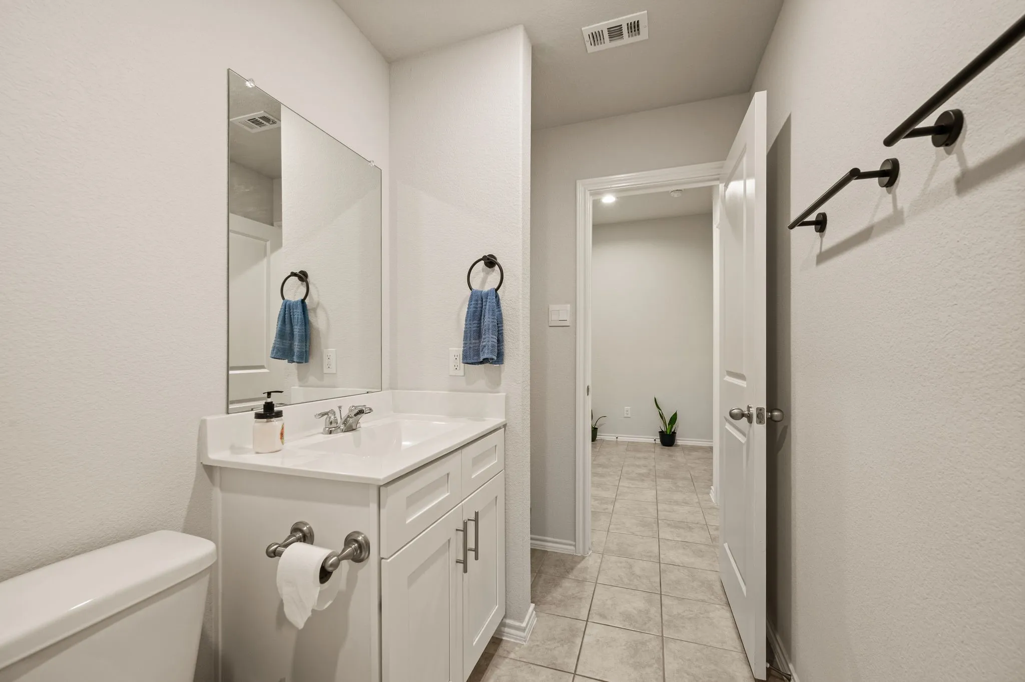 Single Family Residence For Sale in Parker County , 320 Sculptors Crossing, Springtown, Texas 76082, 4 Bedroom, 2 Bathroom, 2 Garage spaces, 1,980 Sqft, built in 2024, mls#21392444, Real Estate Agent in Springtown, Homes For Sale in Parker county, Homes For Sale in Springtown, Realtor in Springtown Texas, Real Estate Brokerage Independent Realty Texas, Luminita Cordes Realtor