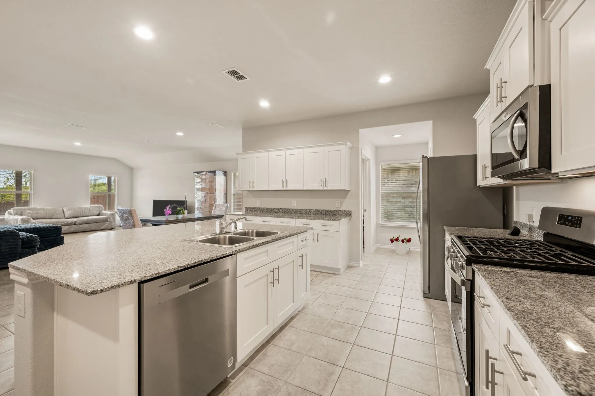 Single Family Residence For Sale in Parker County , 320 Sculptors Crossing, Springtown, Texas 76082, 4 Bedroom, 2 Bathroom, 2 Garage spaces, 1,980 Sqft, built in 2024, mls#21392444, Real Estate Agent in Springtown, Homes For Sale in Parker county, Homes For Sale in Springtown, Realtor in Springtown Texas, Real Estate Brokerage Independent Realty Texas, Luminita Cordes Realtor