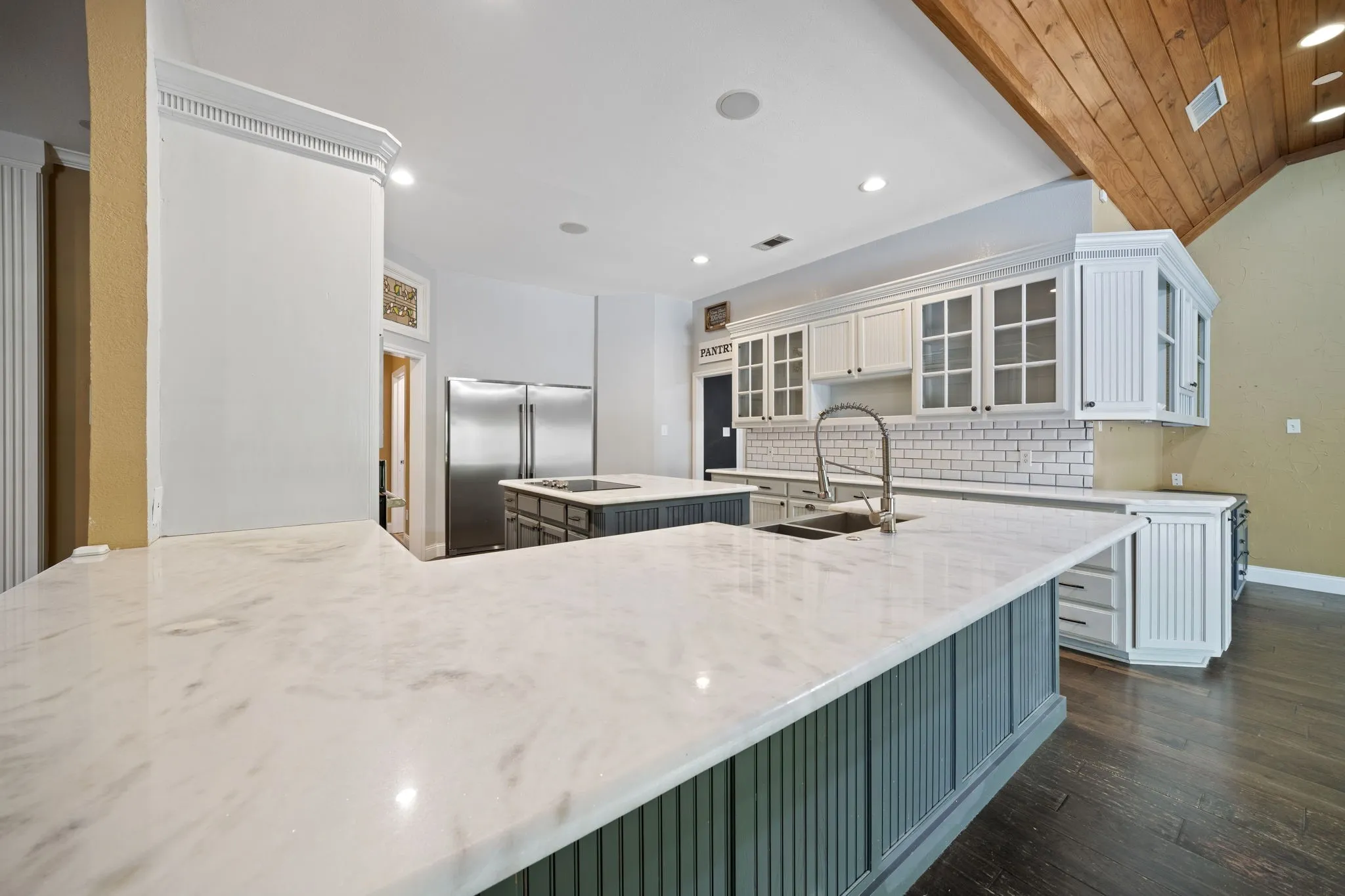 Single Family Residence For Sale in Ellis County , 767 Farrar Road, Waxahachie, Texas 75165, 4 Bedroom, 3 Bathroom, Garage spaces, 3,825 Sqft, built in 1998, mls#21393955, Real Estate Agent in Waxahachie, Homes For Sale in Ellis county, Homes For Sale in Waxahachie, Realtor in Waxahachie Texas, Real Estate Brokerage Independent Realty Texas, Luminita Cordes Realtor